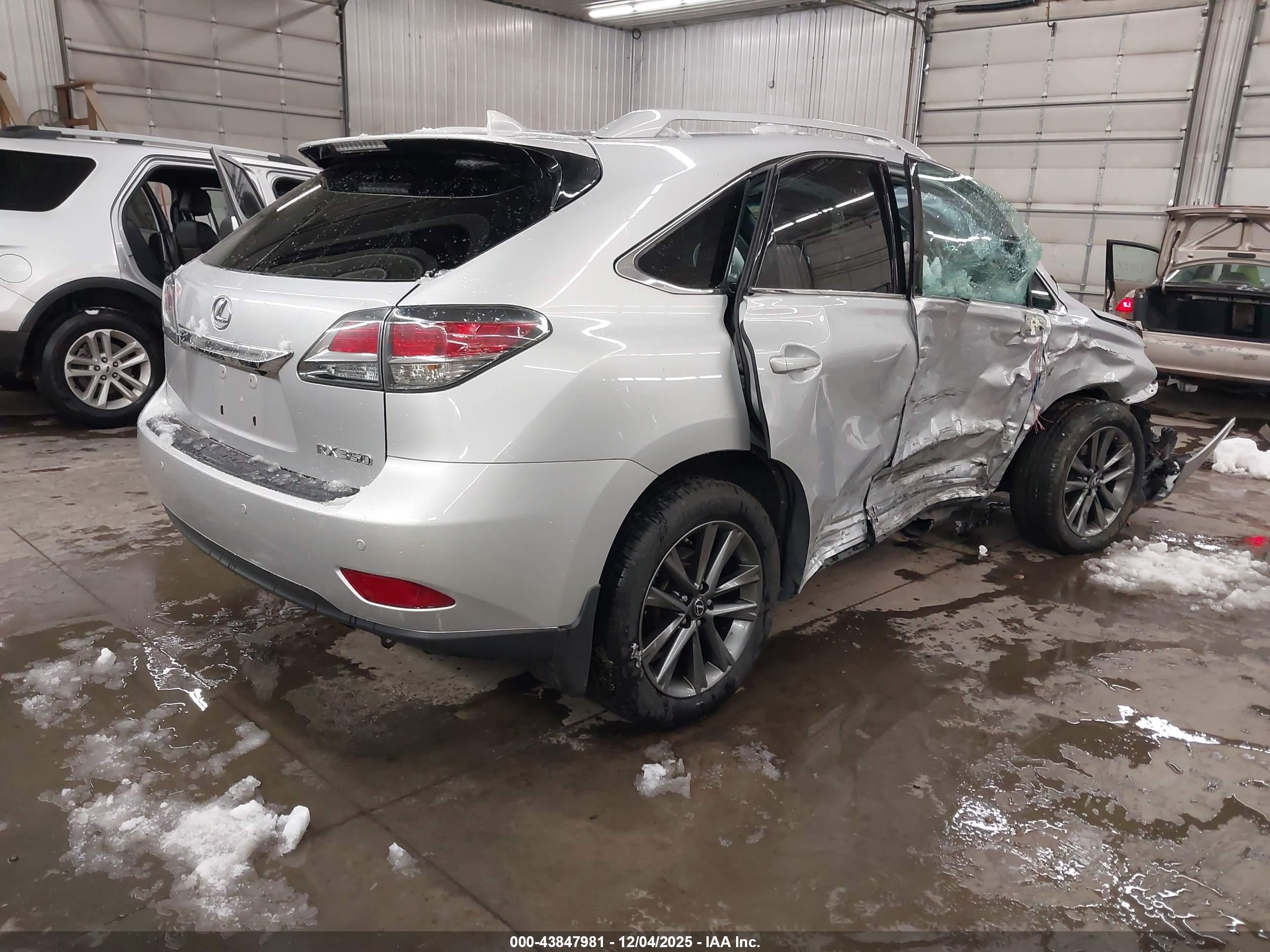 LEXUS RX image 4