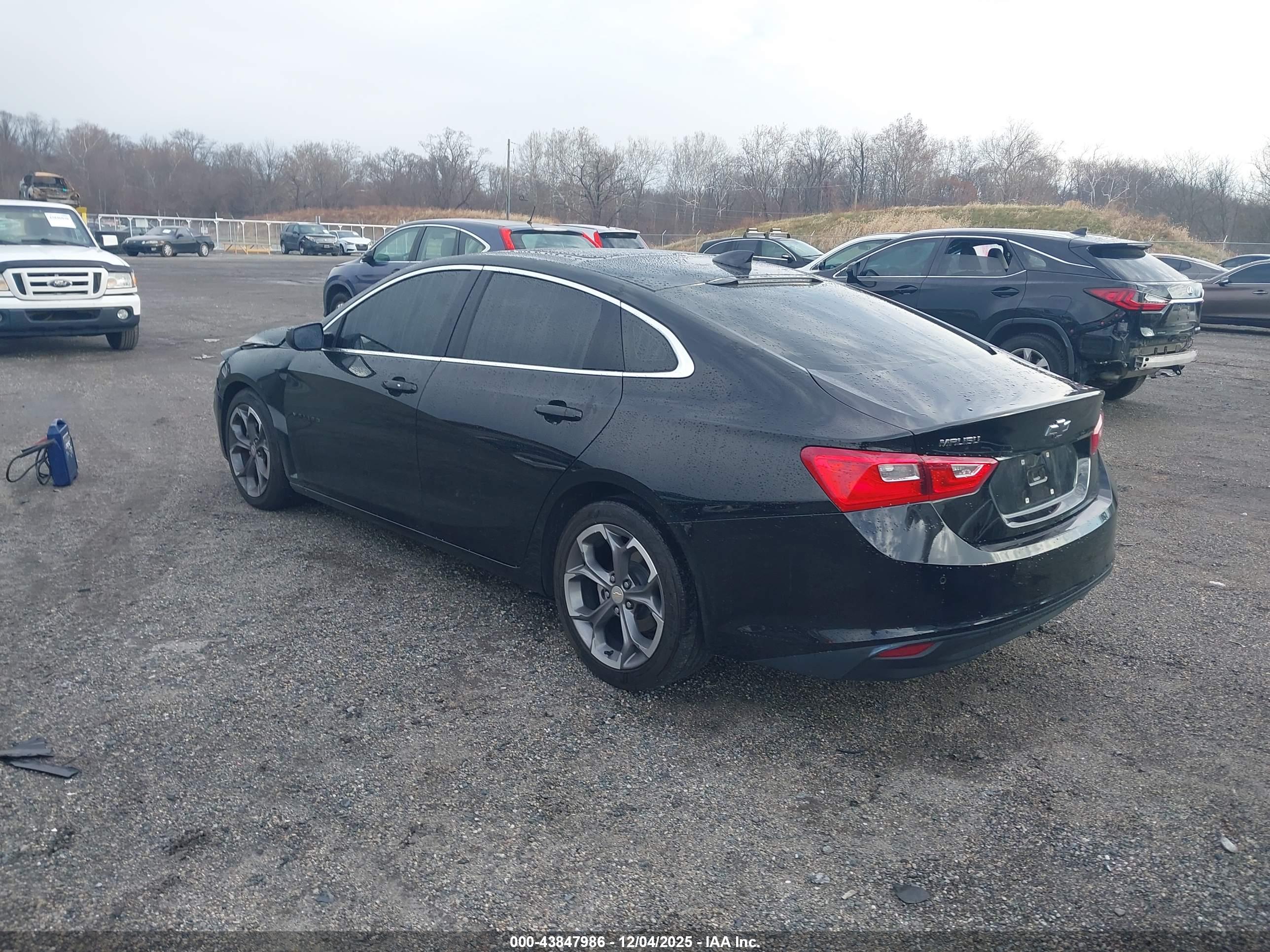 CHEVROLET MALIBU image 3