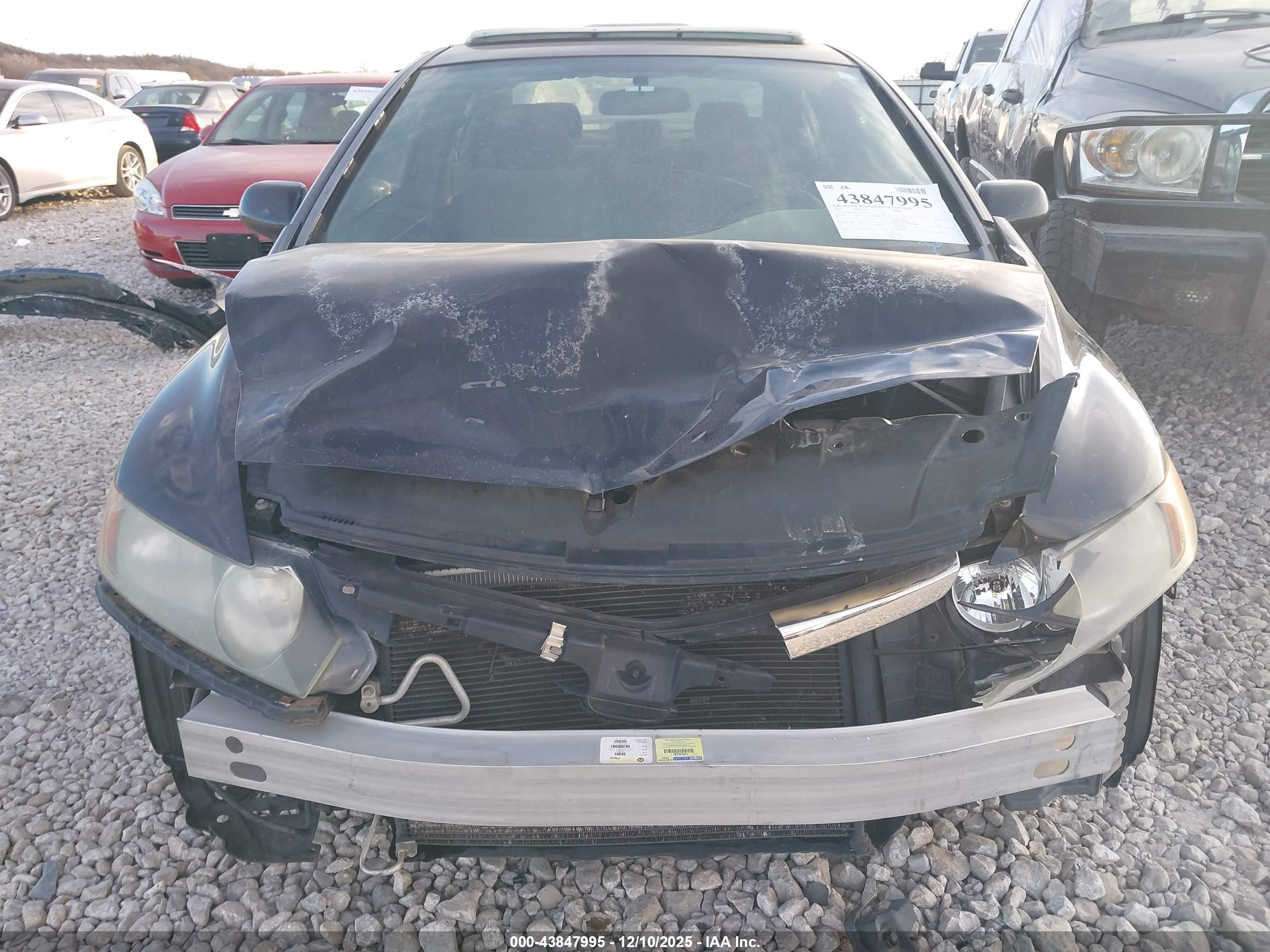 HONDA CIVIC image 6