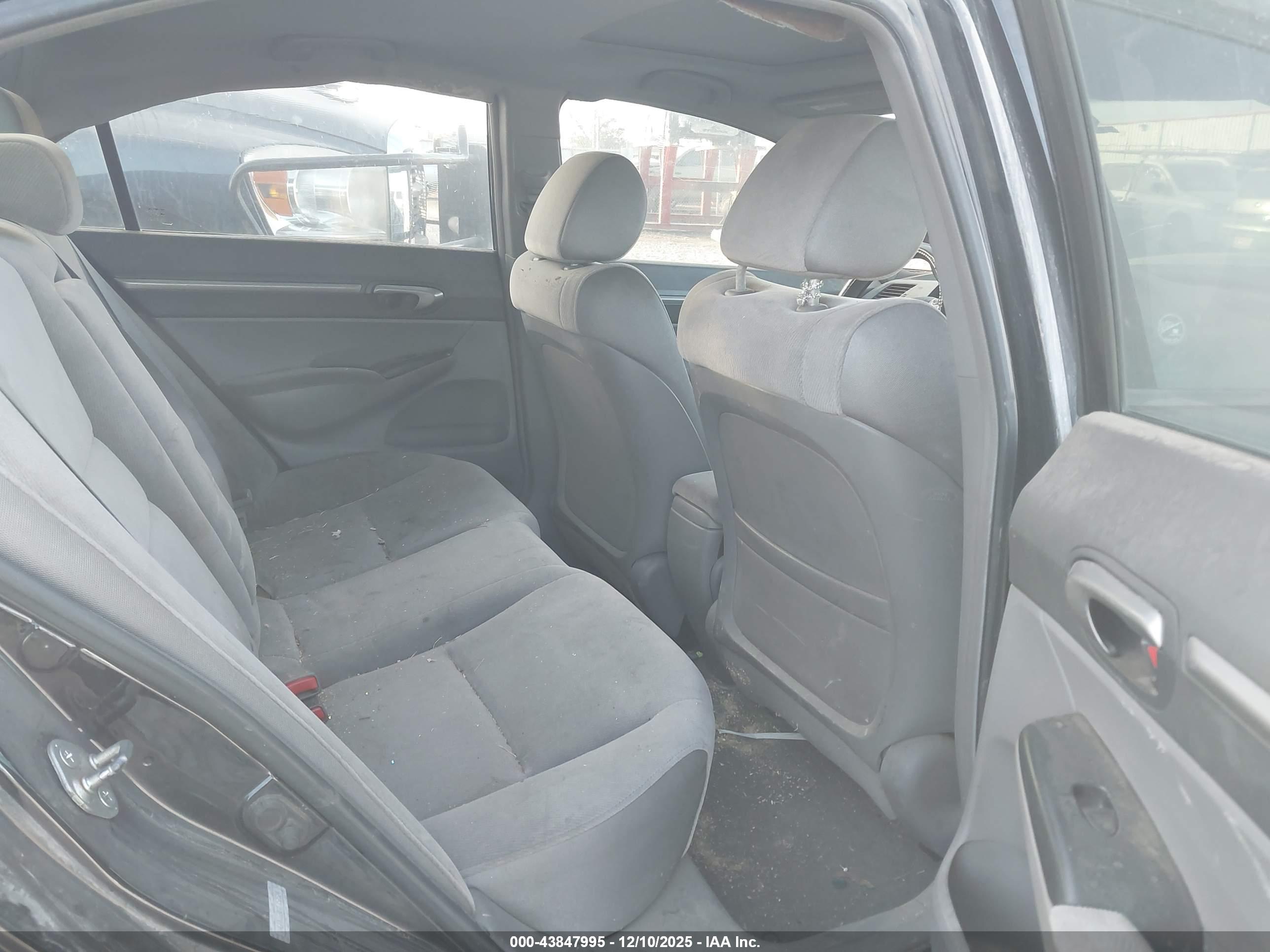 HONDA CIVIC image 8