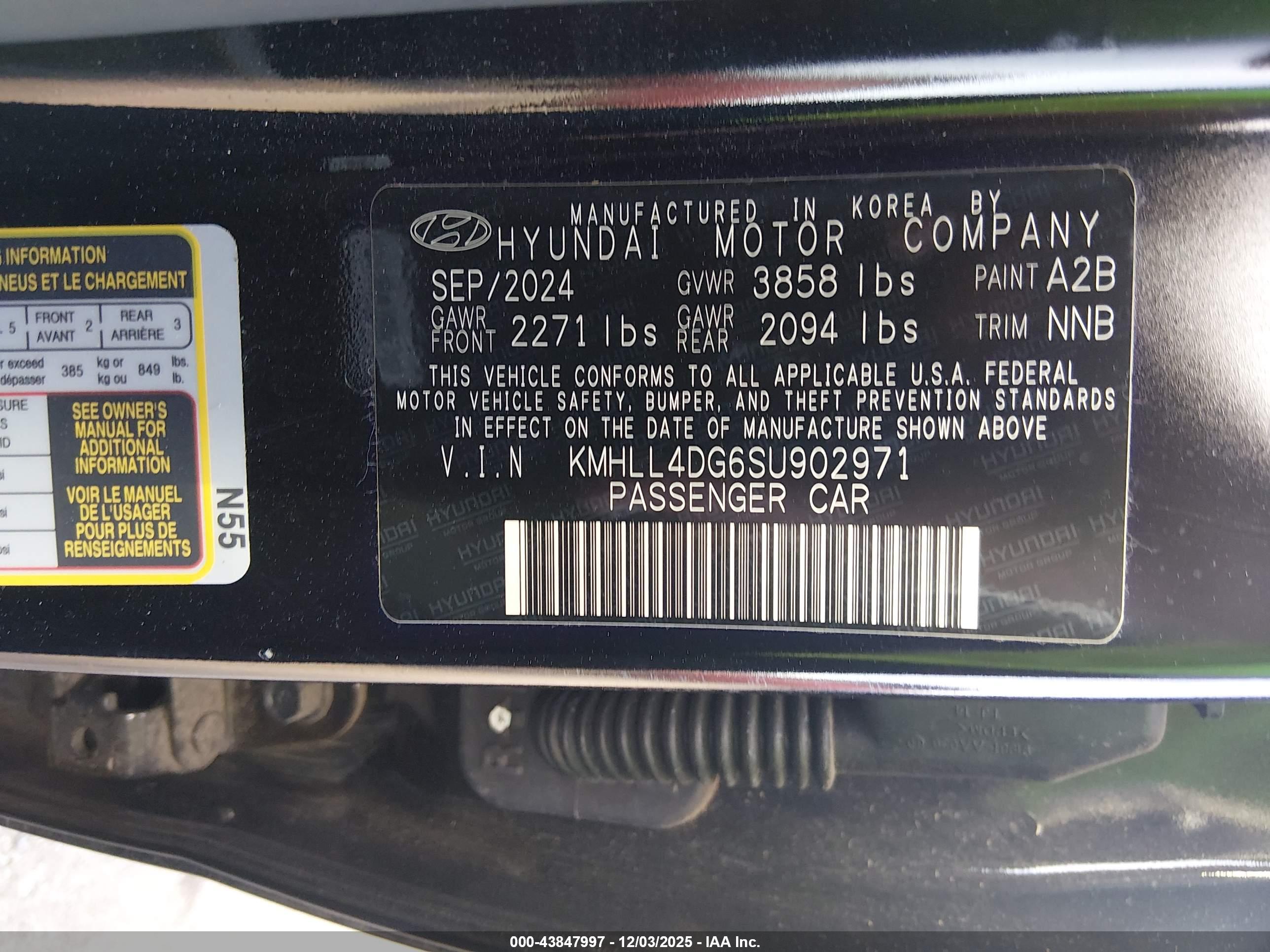 HYUNDAI ELANTRA image 9