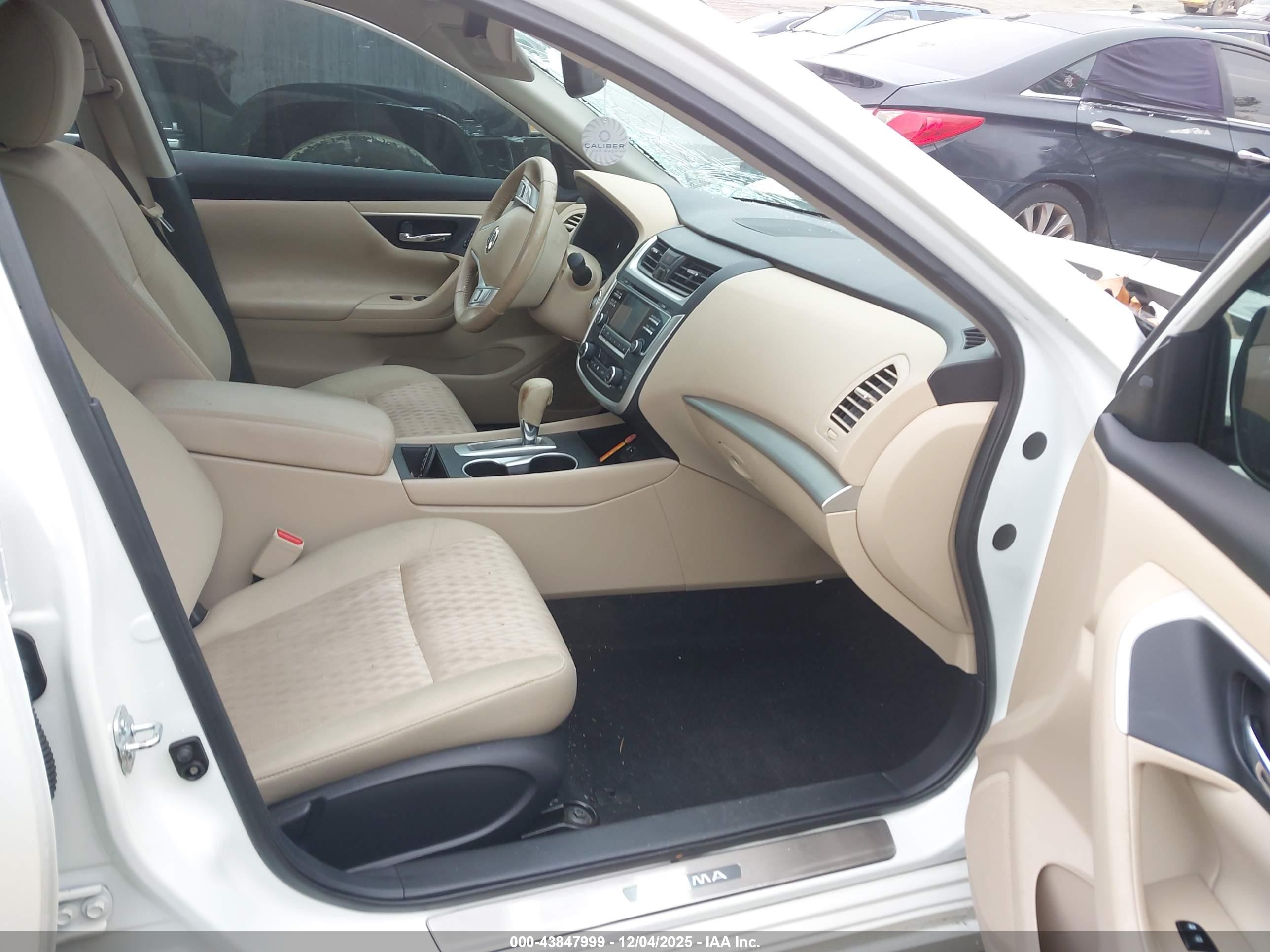 NISSAN ALTIMA image 5