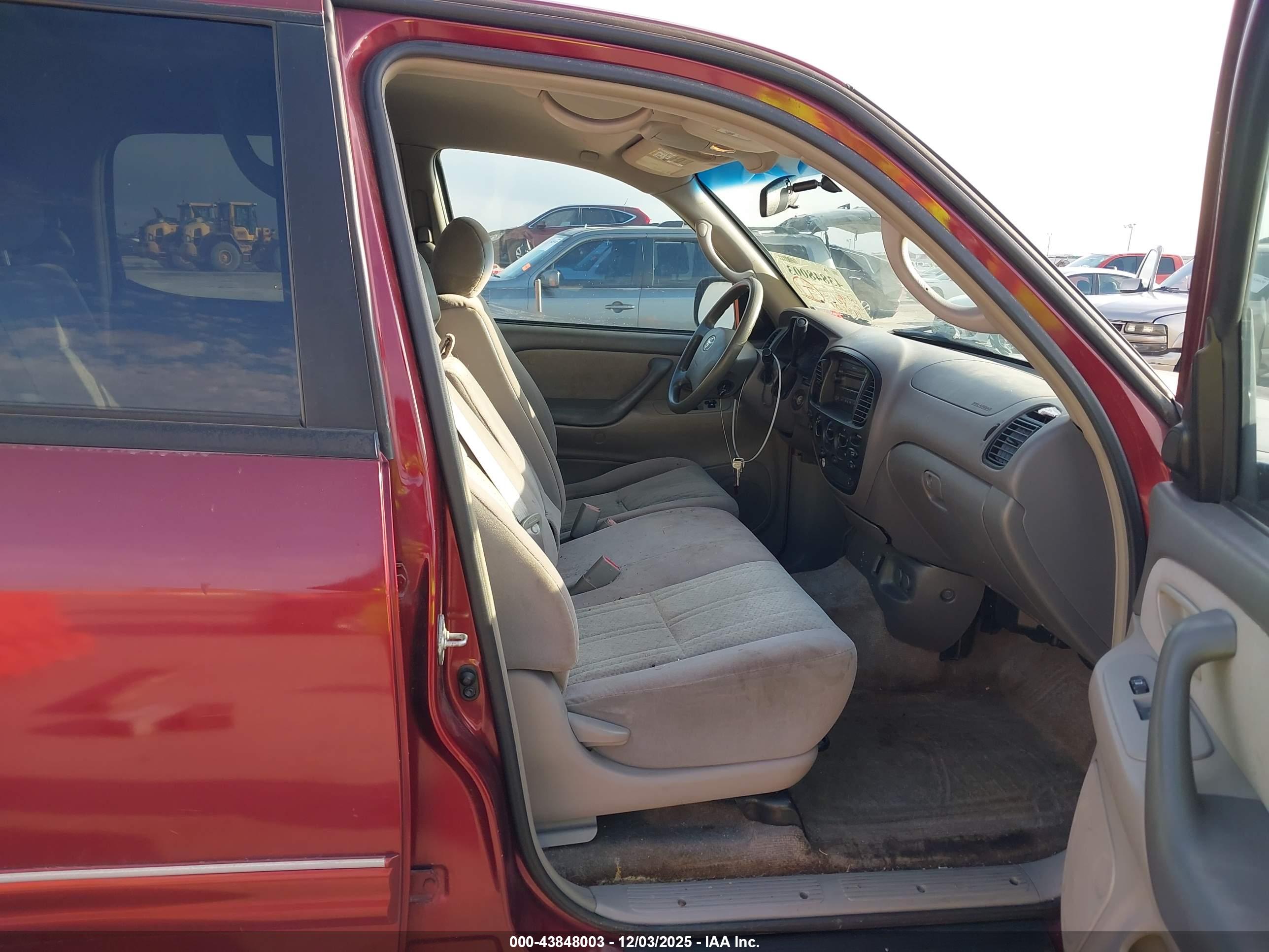 TOYOTA TUNDRA image 5