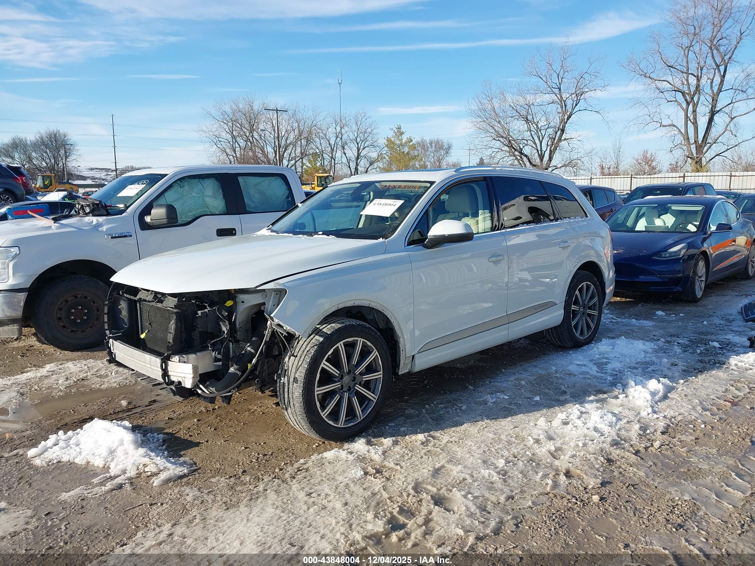 AUDI Q7 image 2