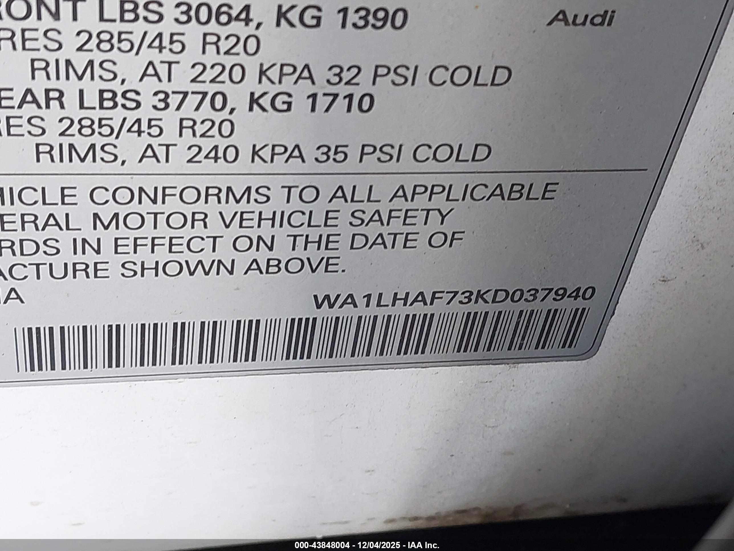 AUDI Q7 image 9