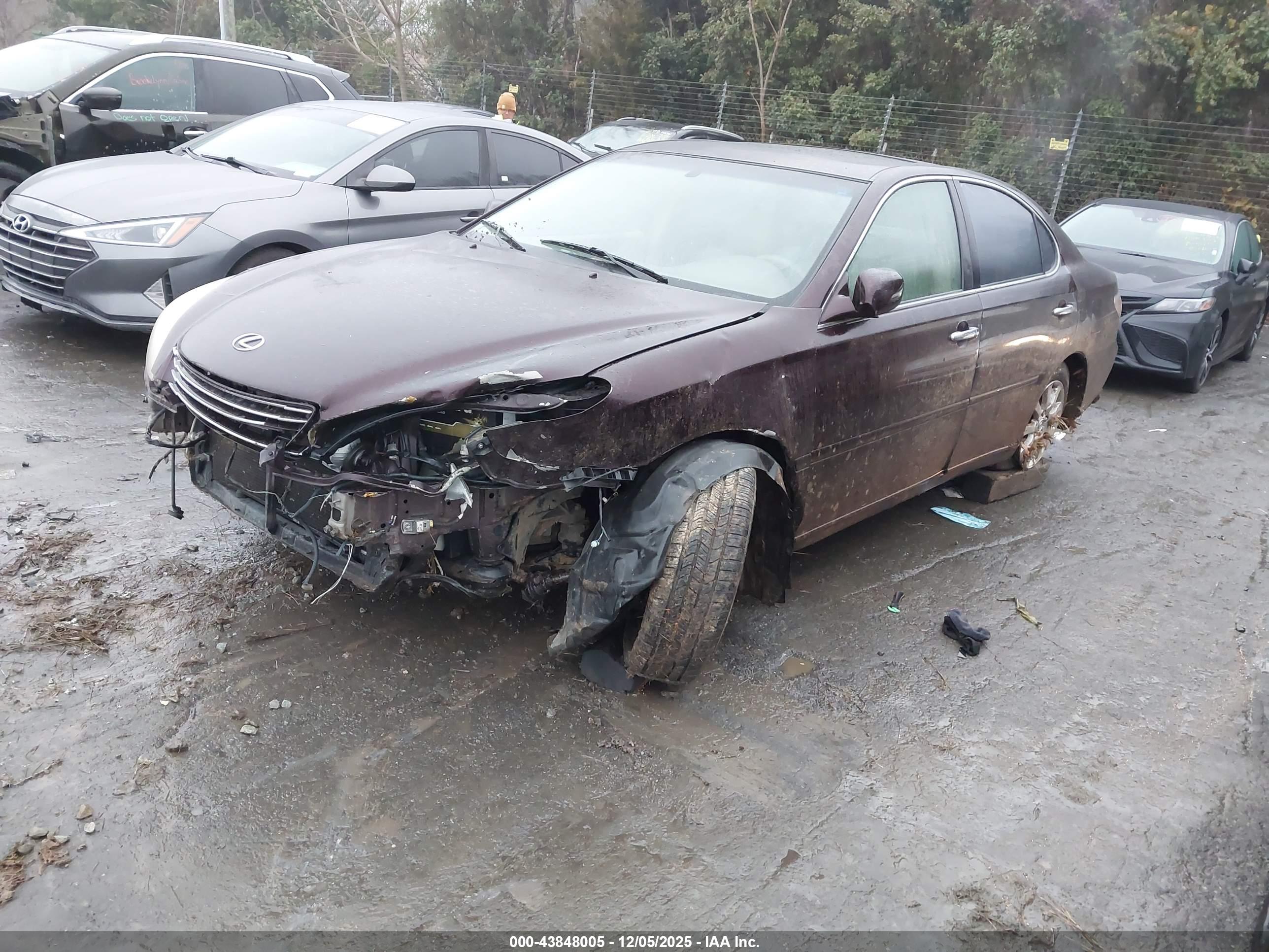 LEXUS ES image 2