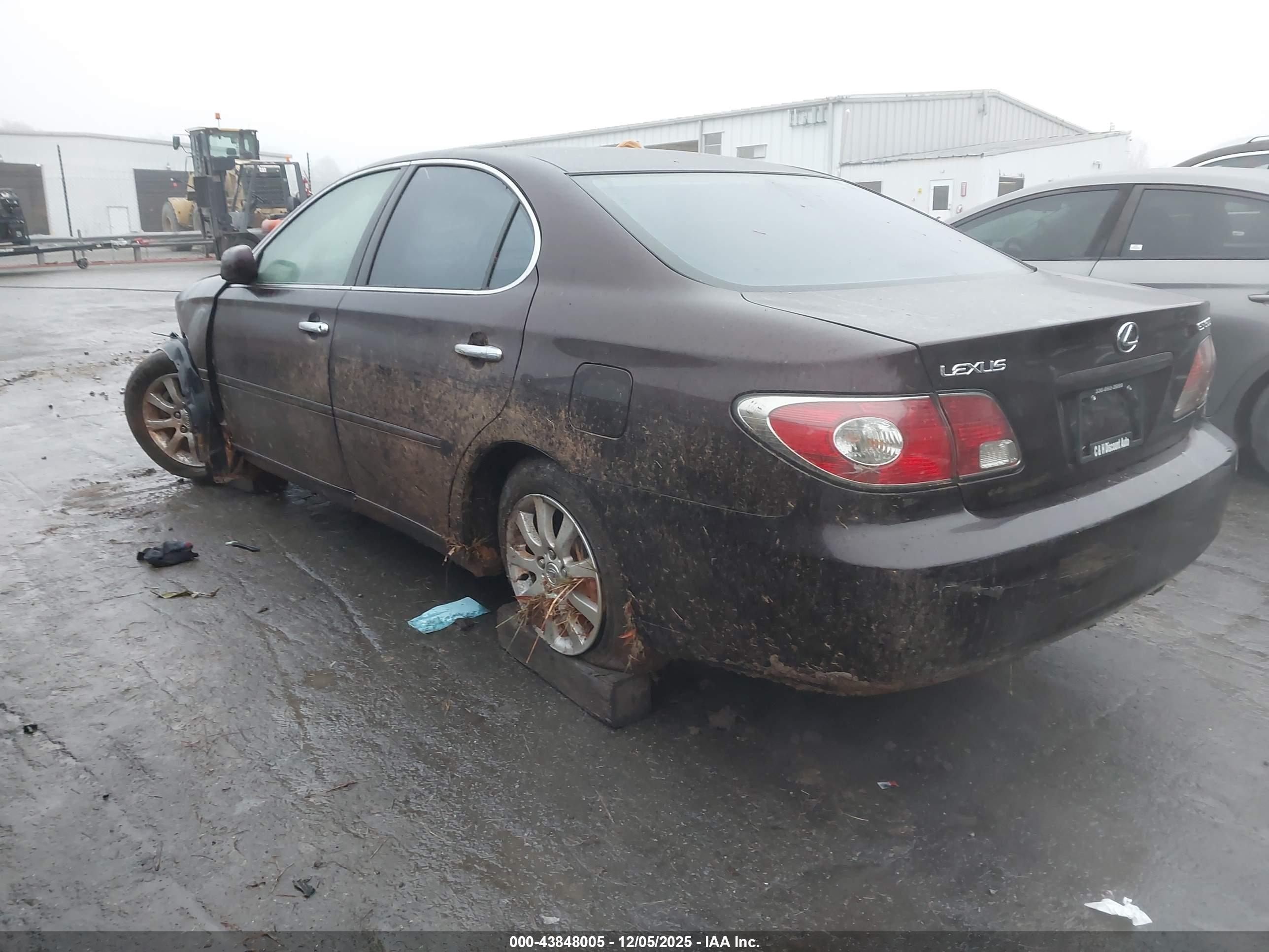 LEXUS ES image 3