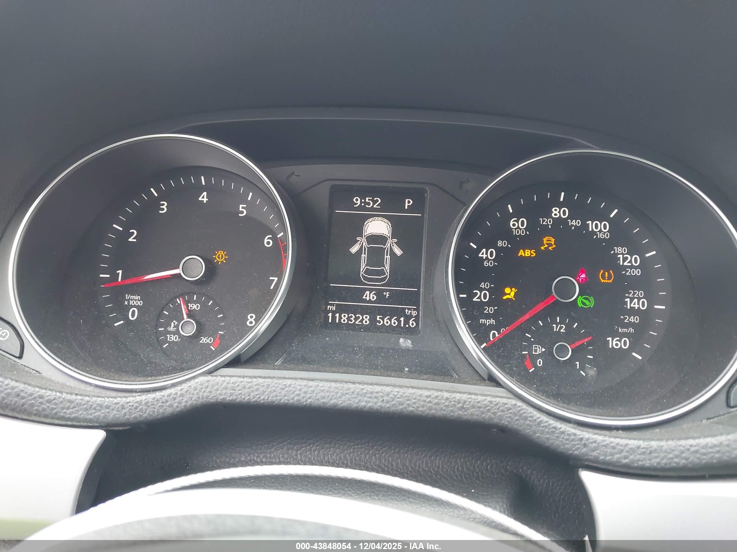 VOLKSWAGEN PASSAT image 7