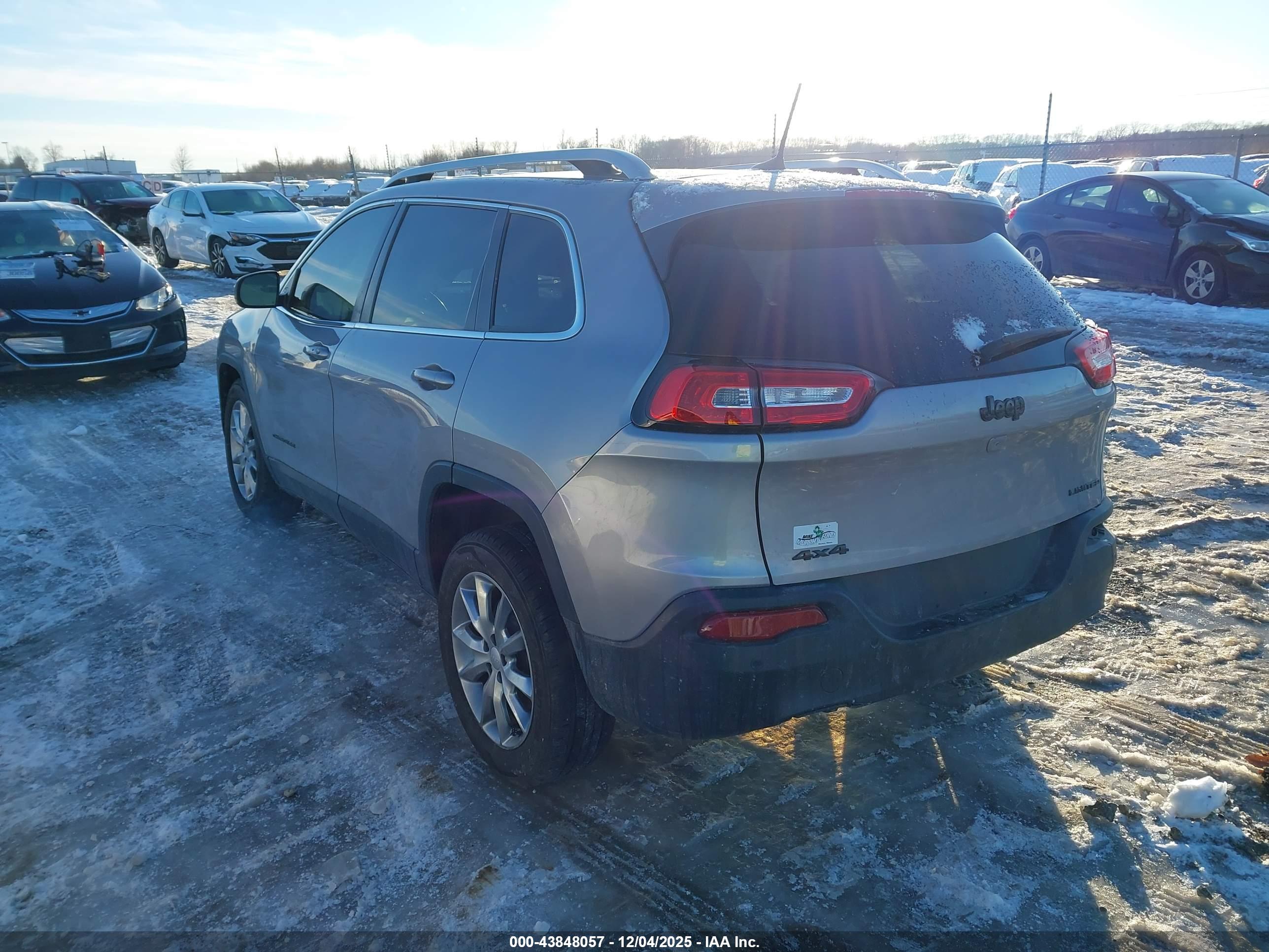 JEEP CHEROKEE image 3