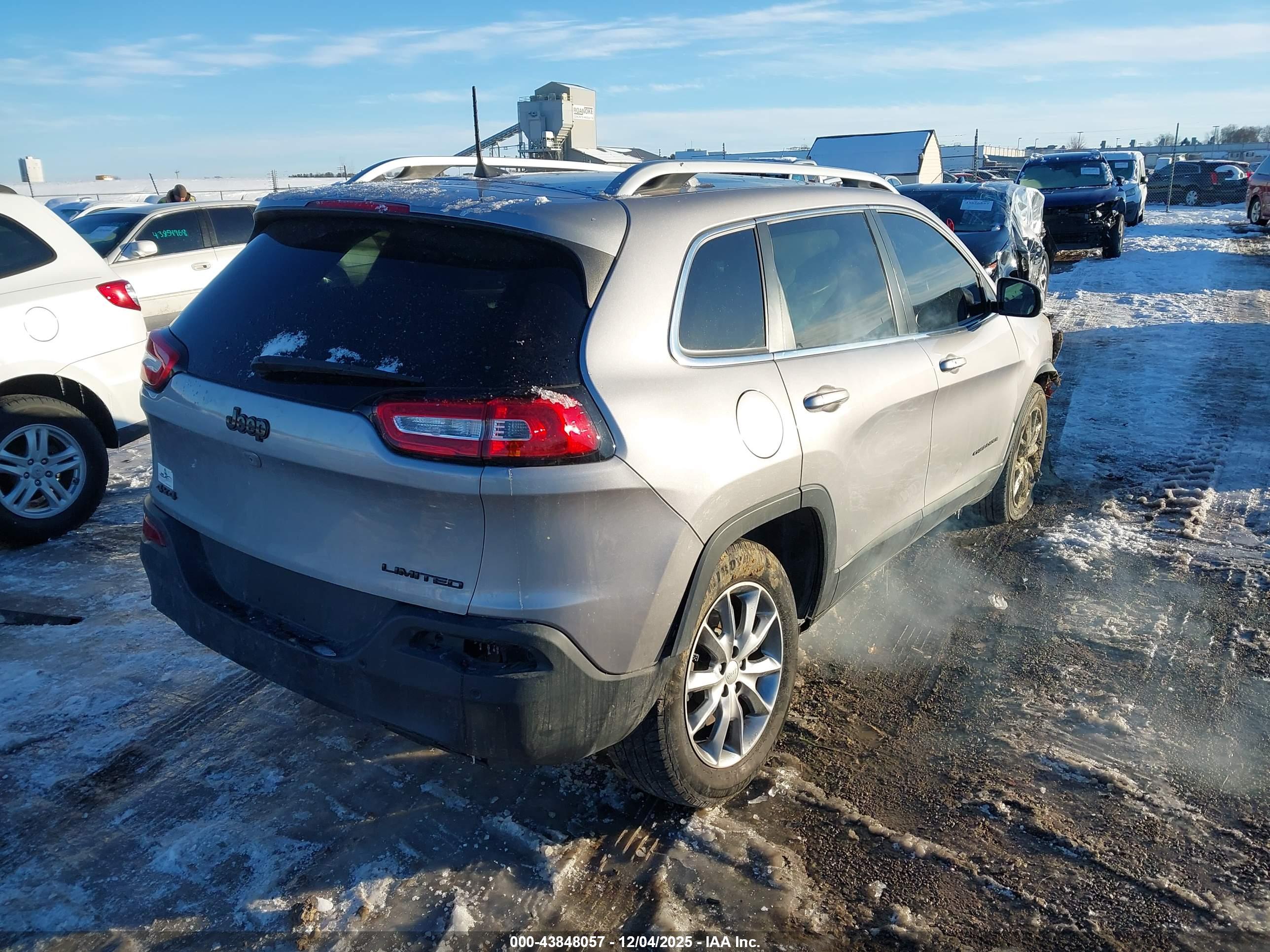 JEEP CHEROKEE image 4