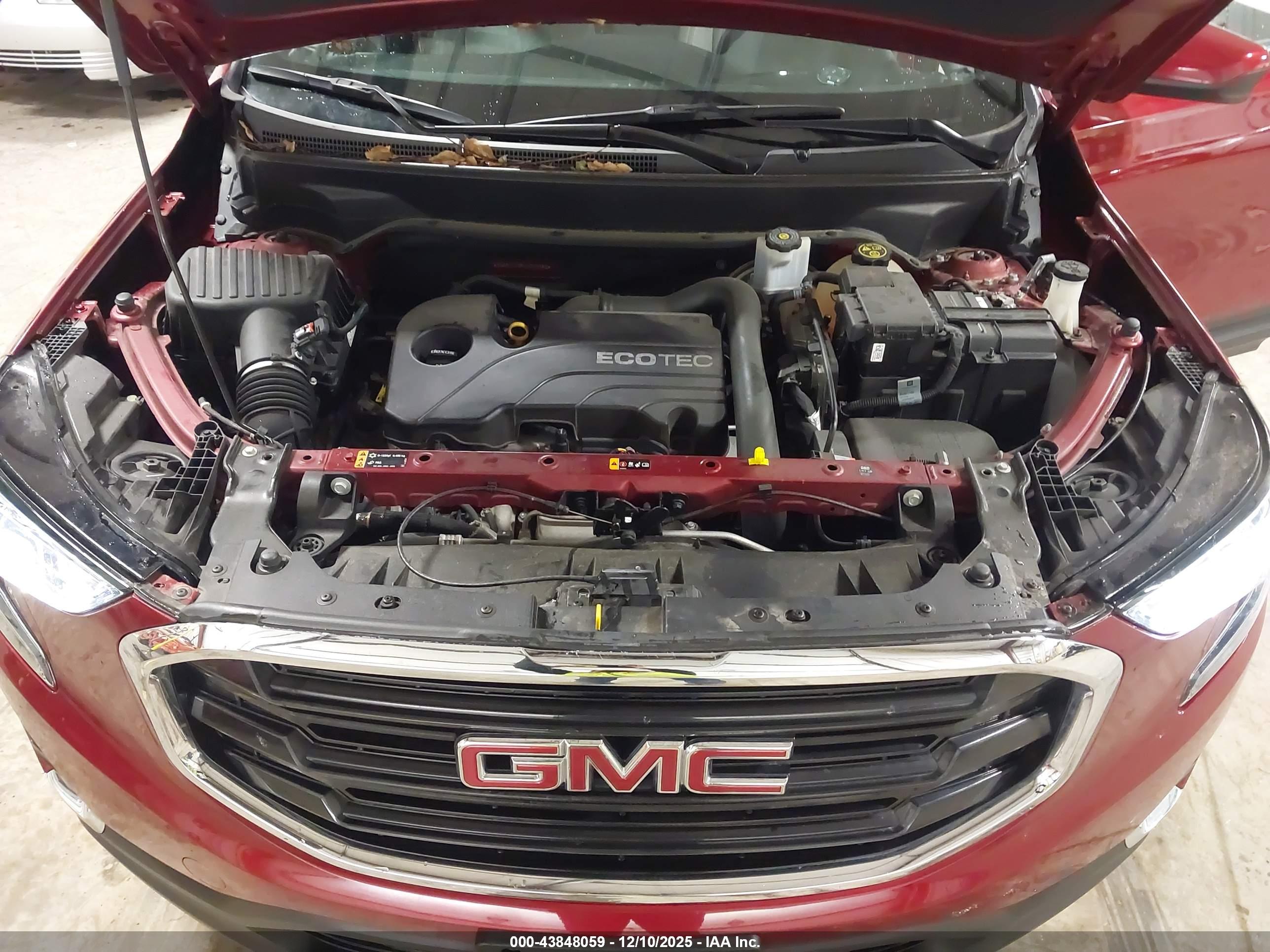 GMC TERRAIN image 10