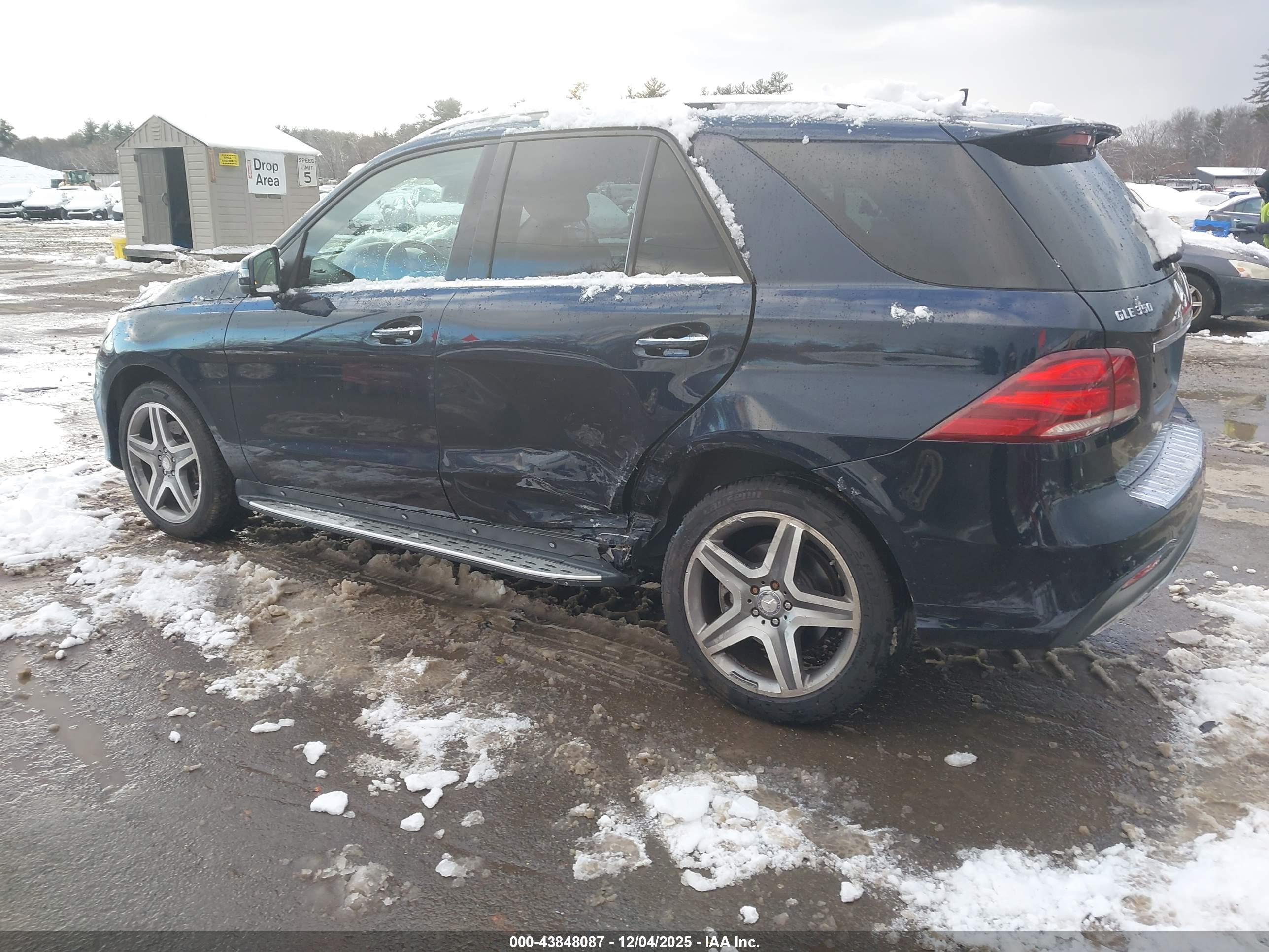 MERCEDES-BENZ GLE image 3
