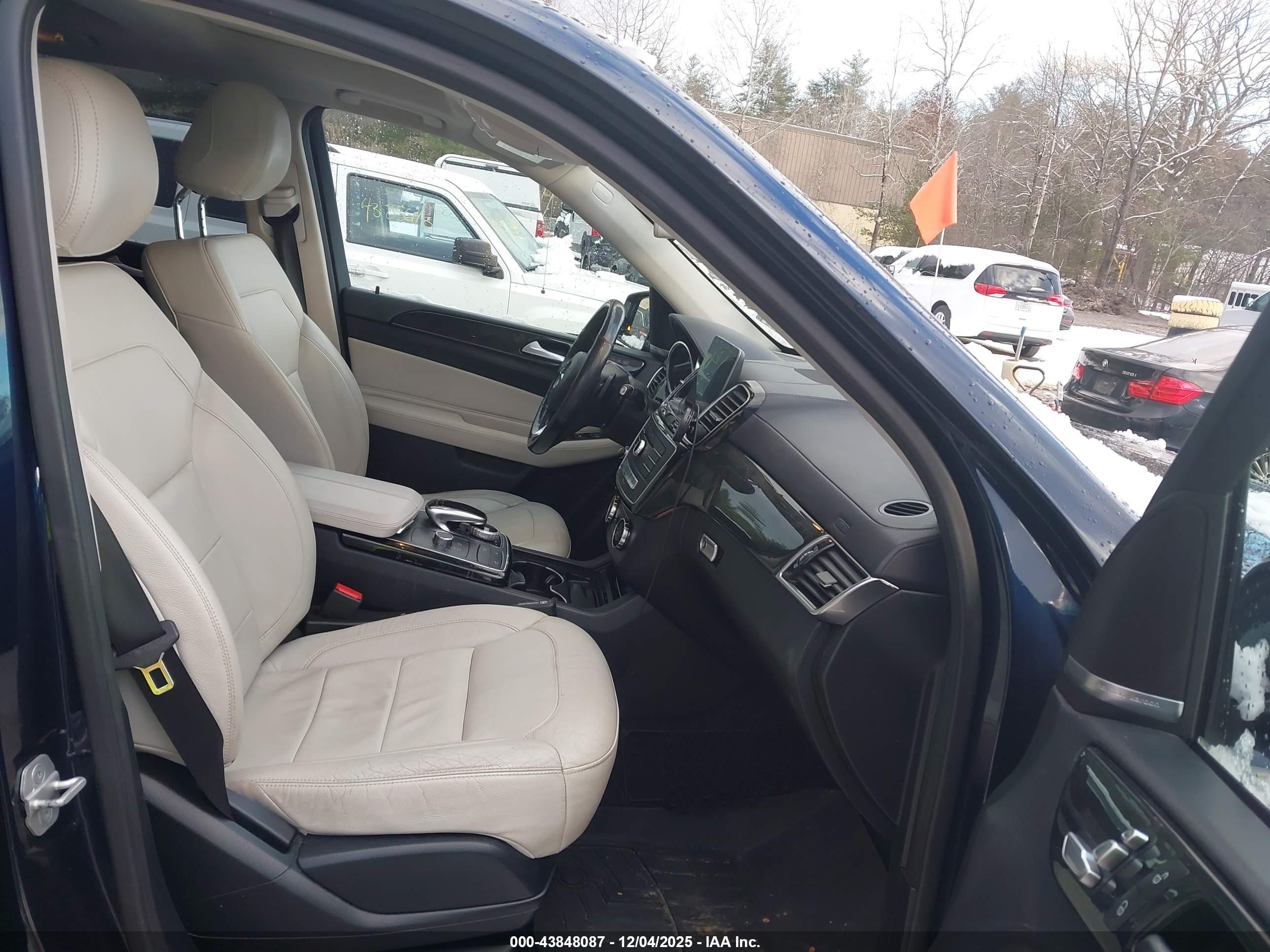 MERCEDES-BENZ GLE image 5