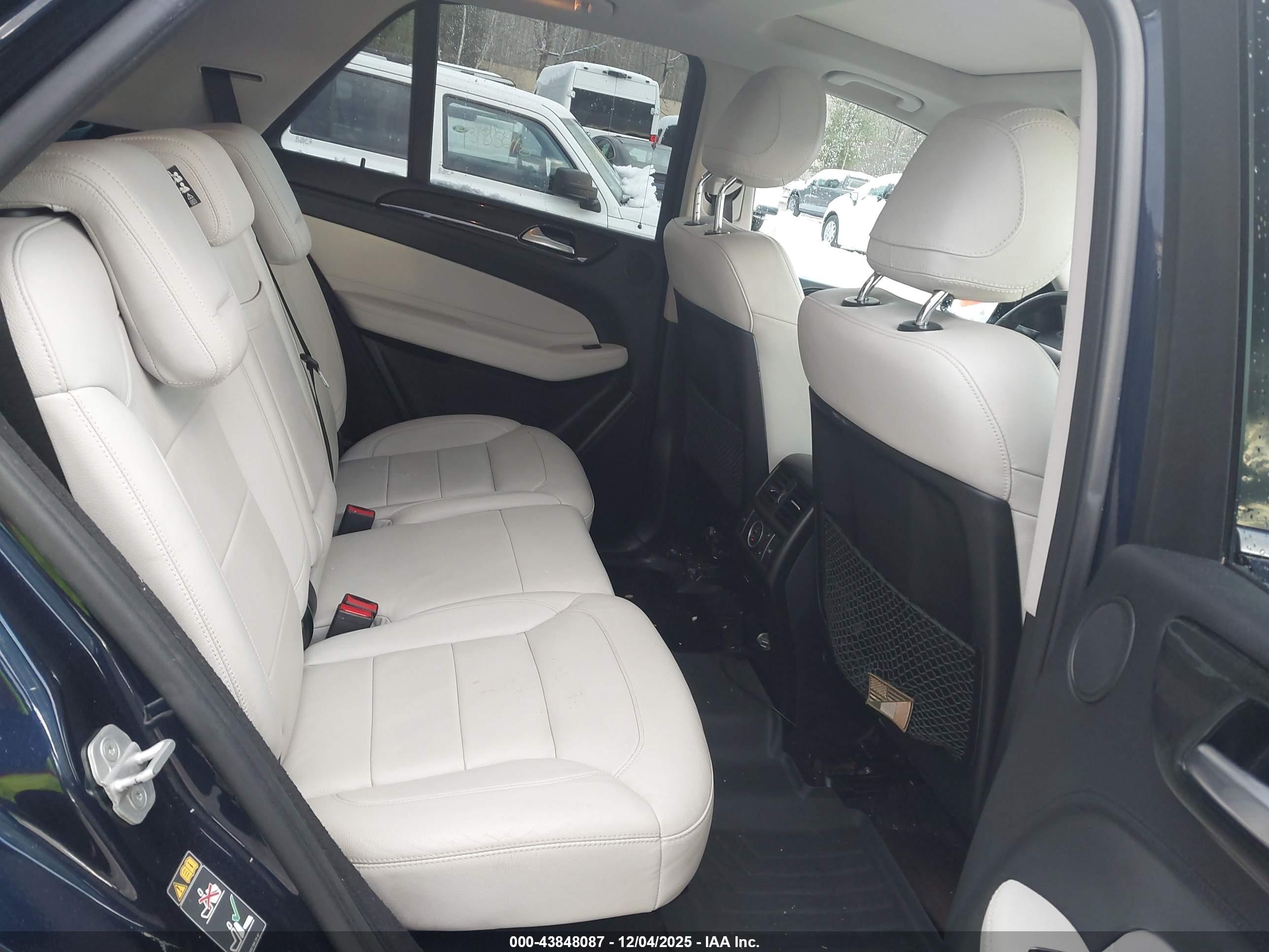 MERCEDES-BENZ GLE image 8