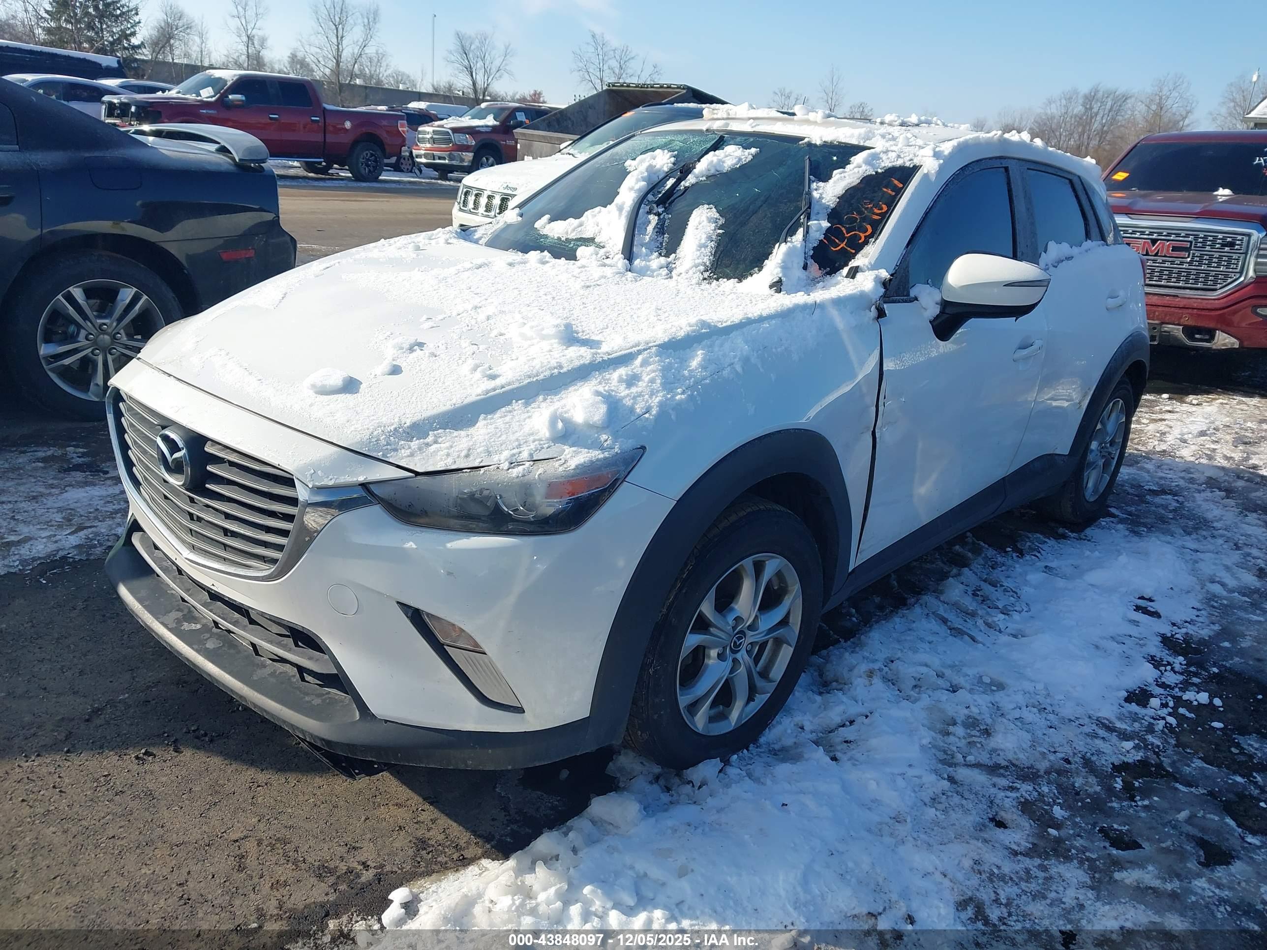 MAZDA CX-3 image 2