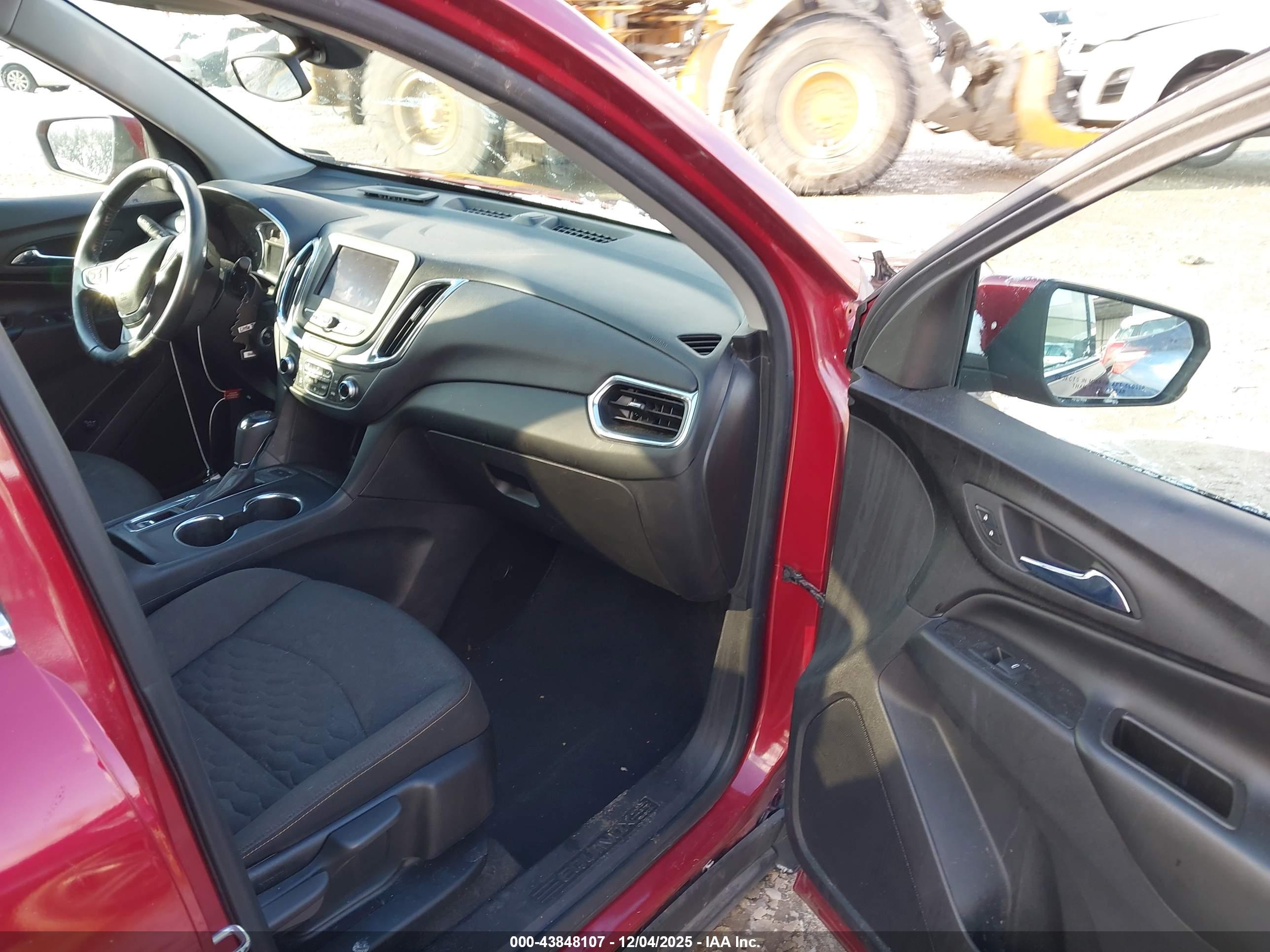 CHEVROLET EQUINOX image 5