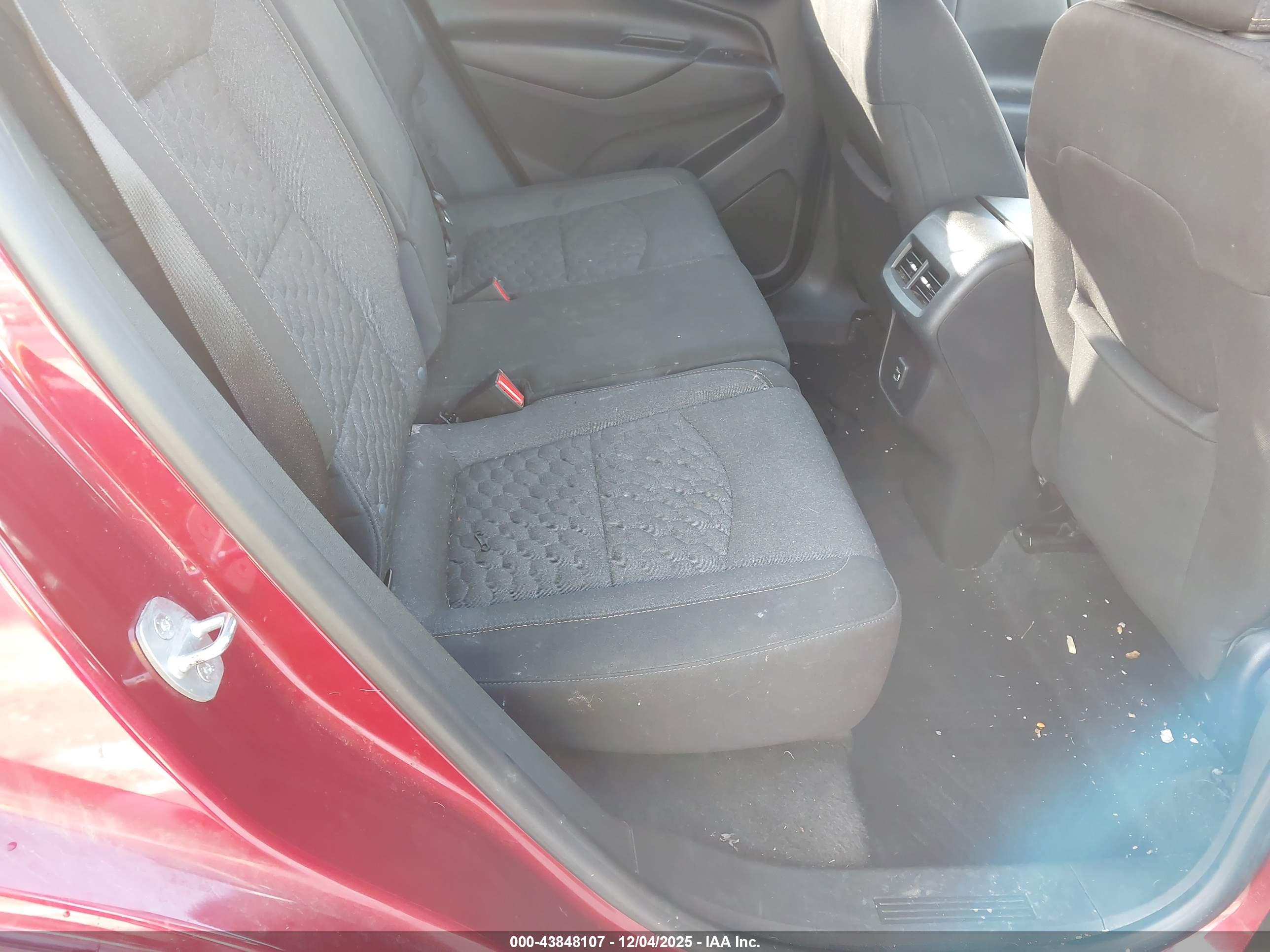 CHEVROLET EQUINOX image 8