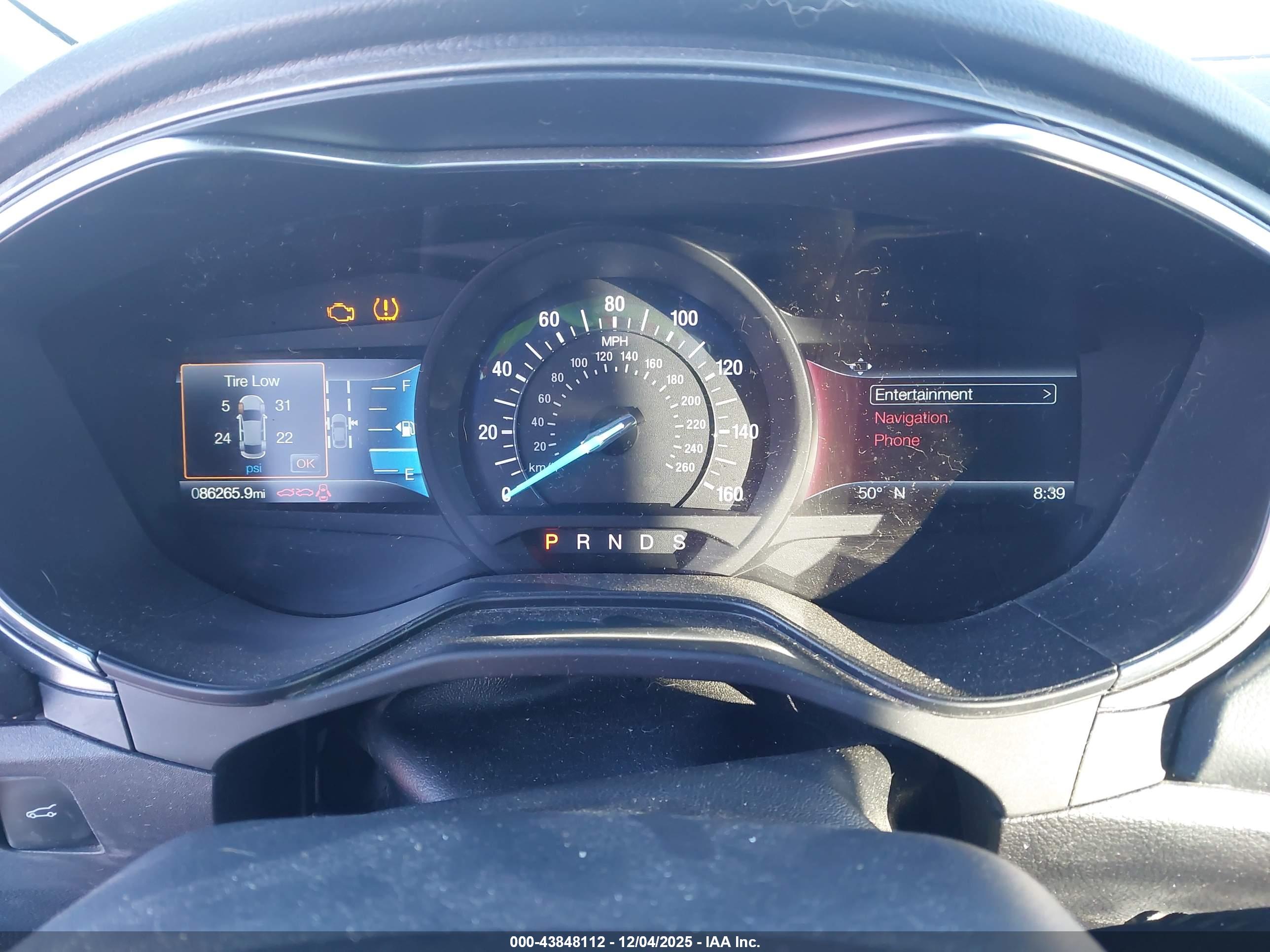 FORD FUSION image 7