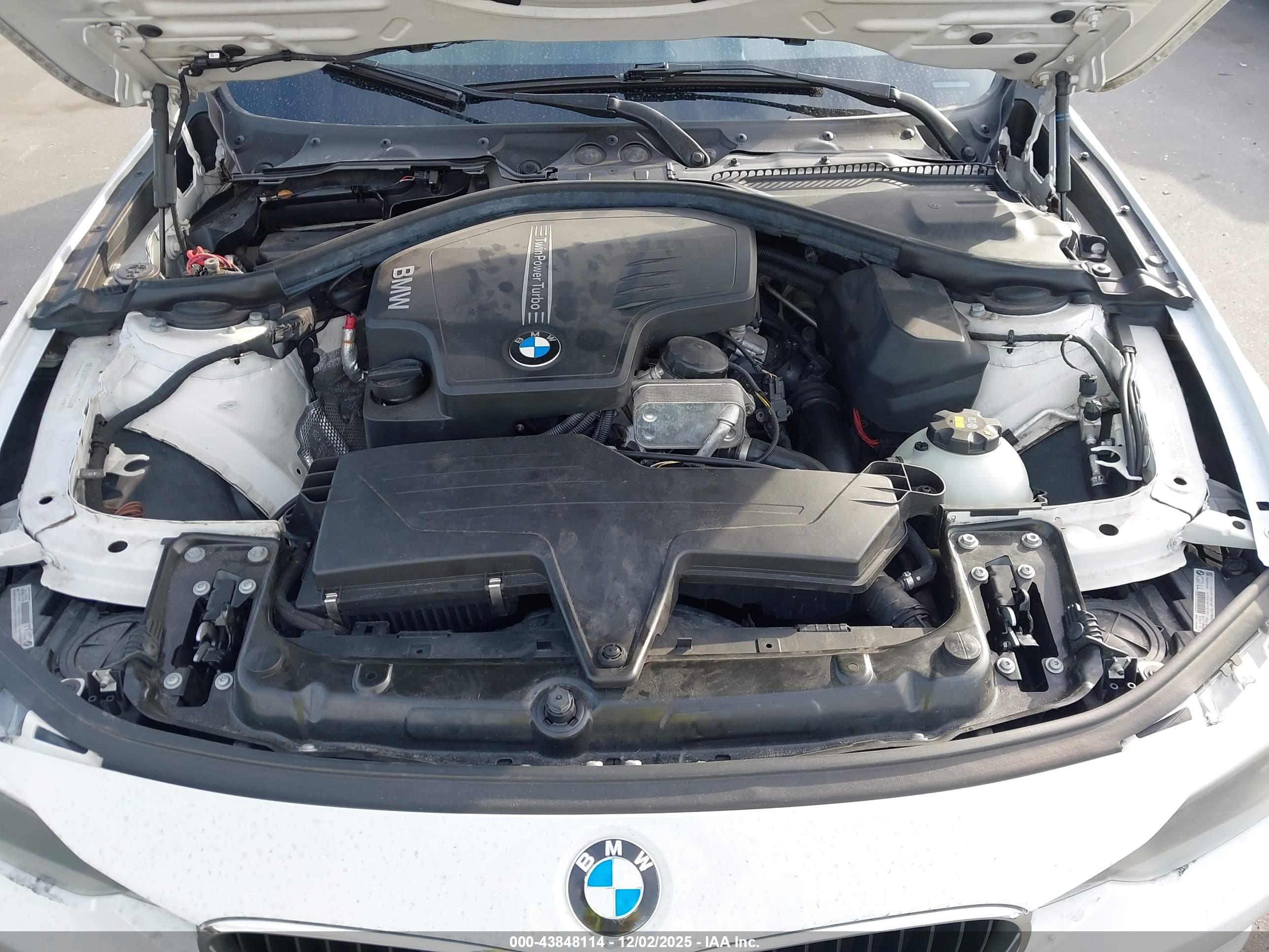 BMW 328I image 10