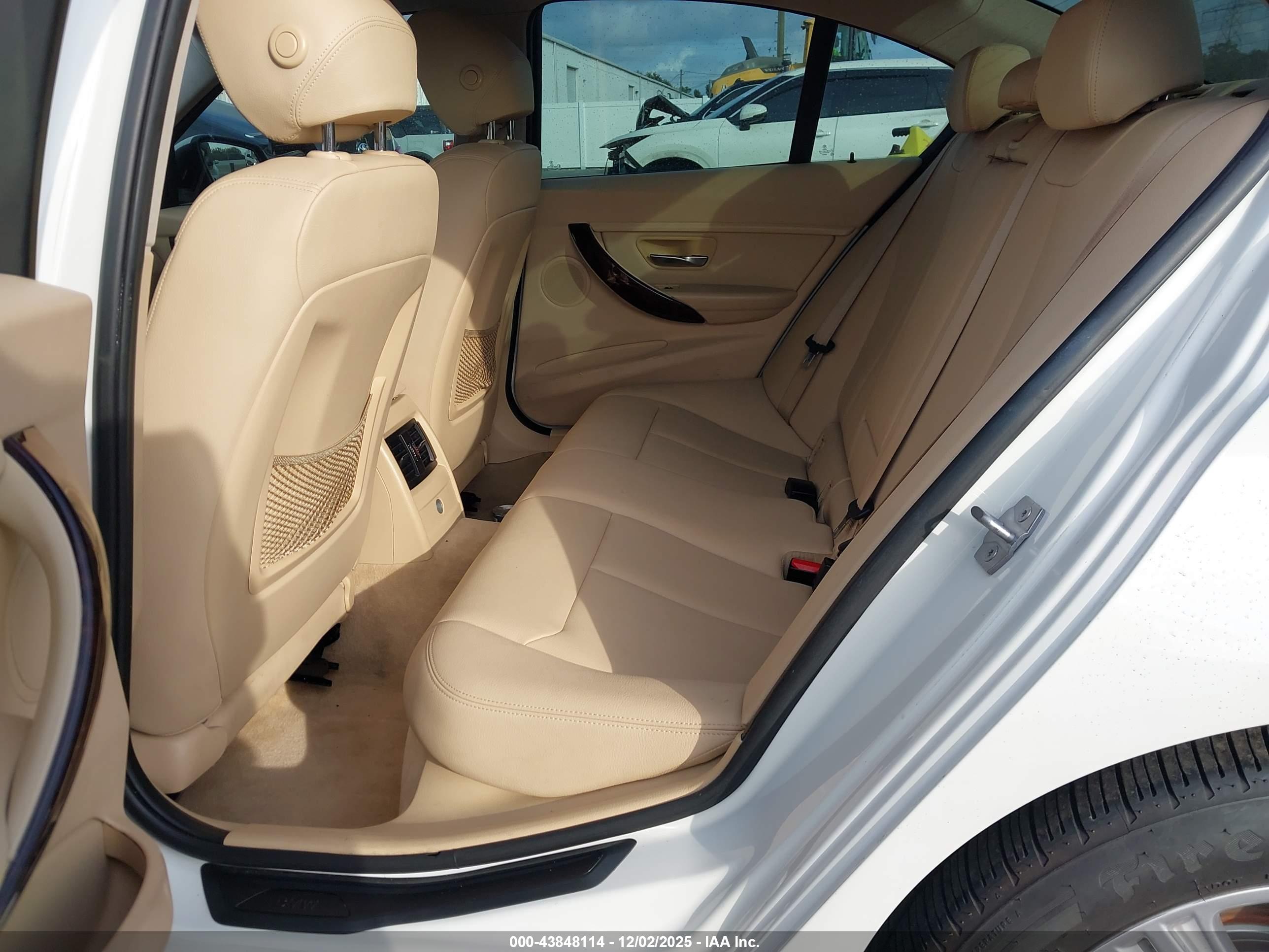 BMW 328I image 8