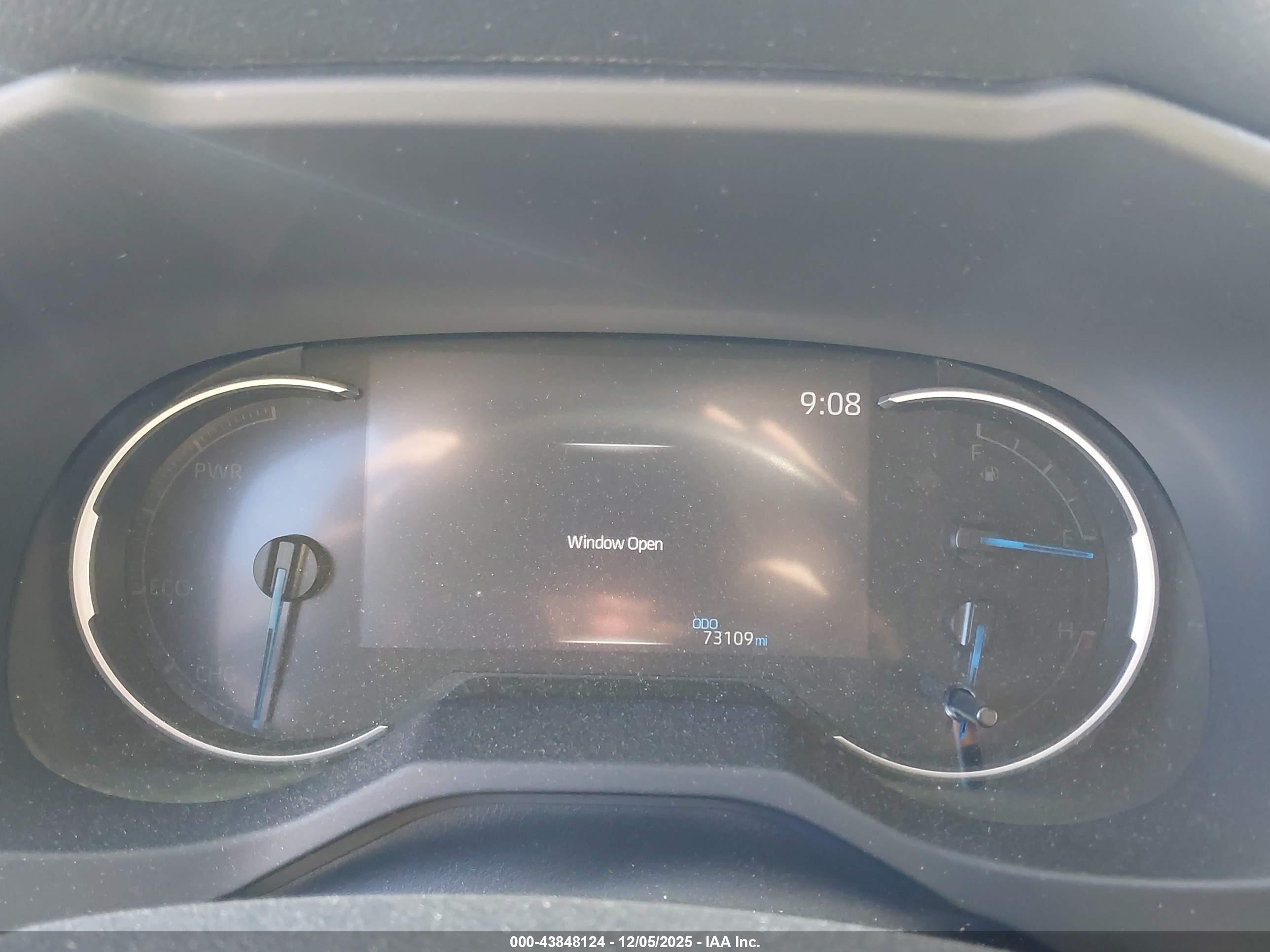 TOYOTA RAV4 image 7