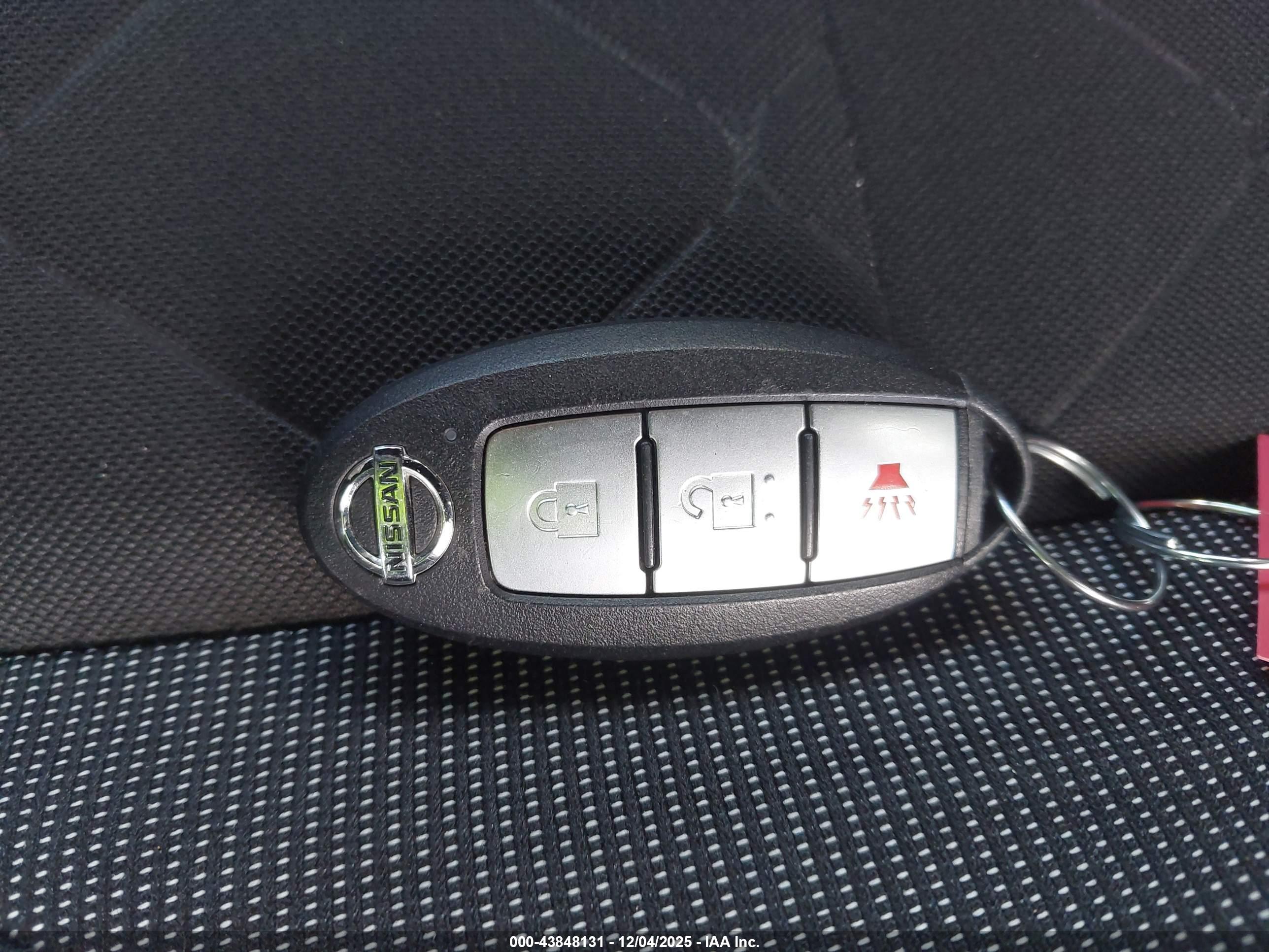 NISSAN KICKS image 11