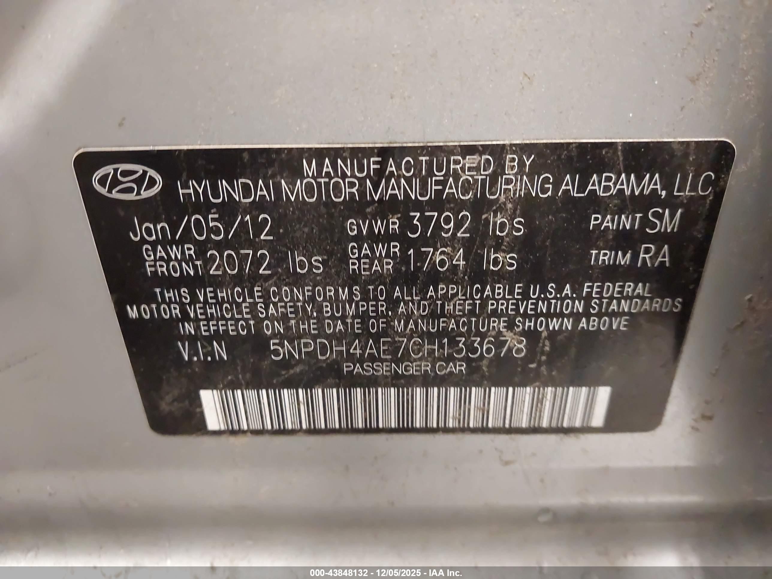 HYUNDAI ELANTRA image 9