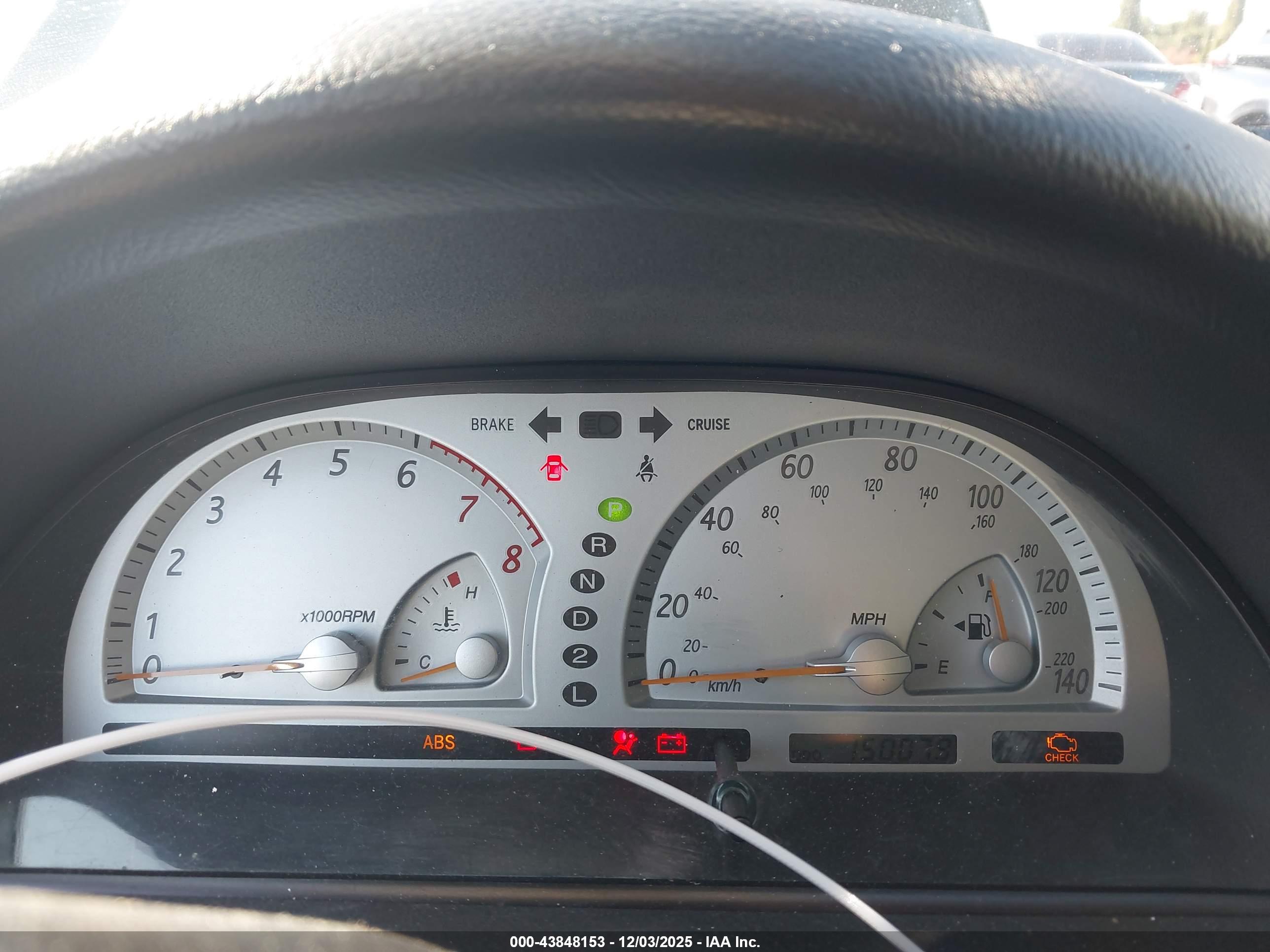 TOYOTA CAMRY image 7