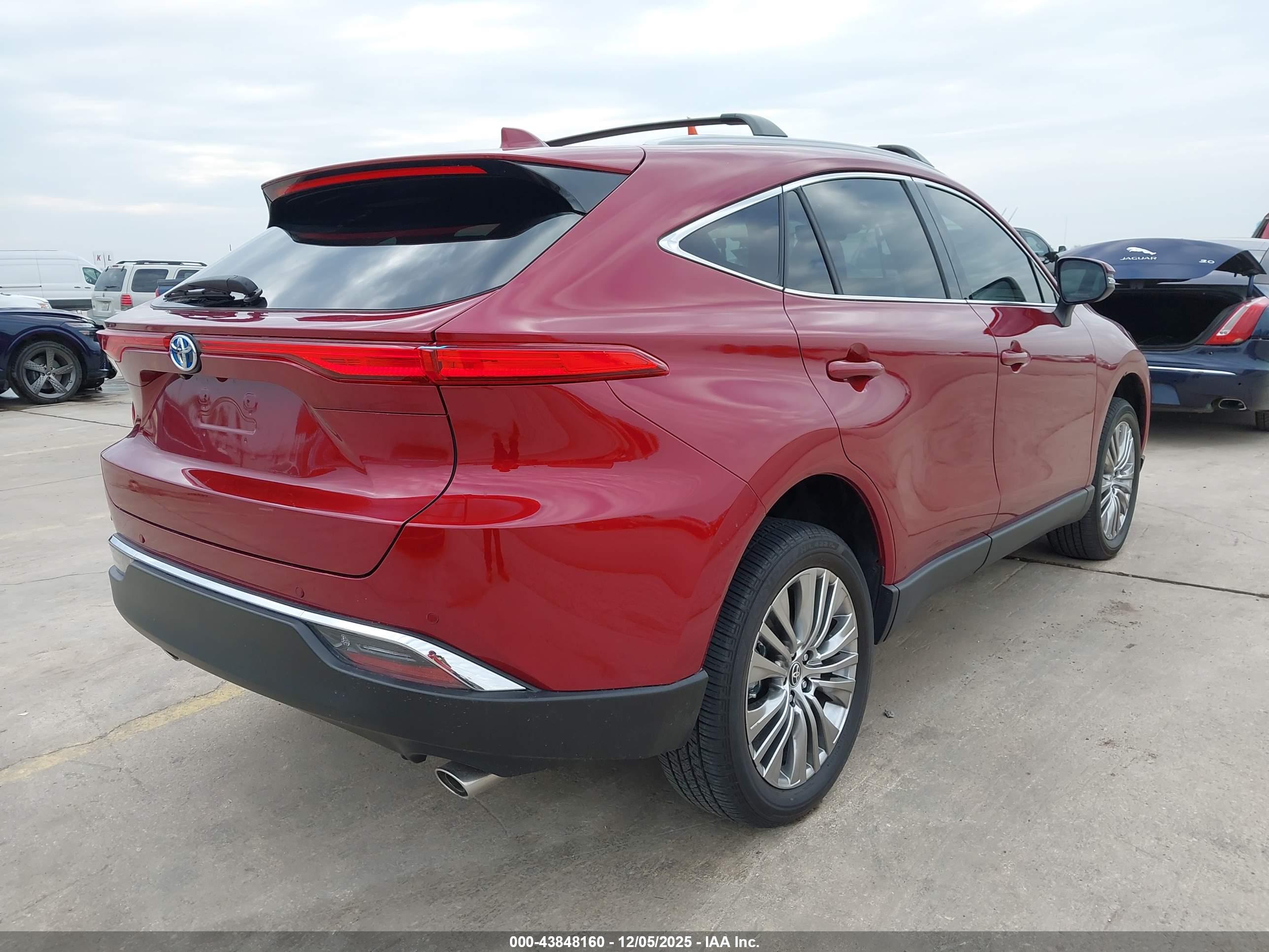 TOYOTA VENZA image 4