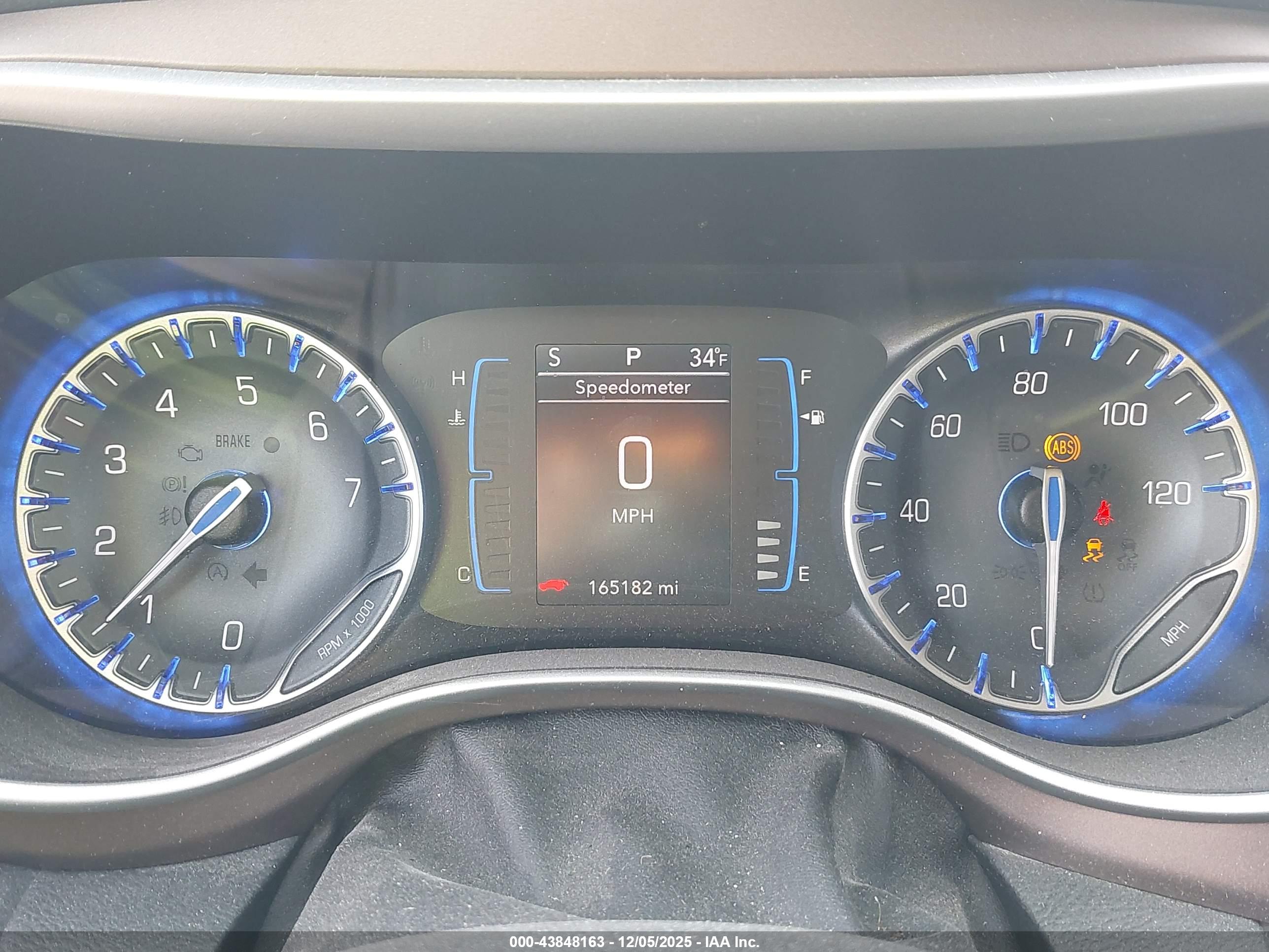 CHRYSLER PACIFICA image 7