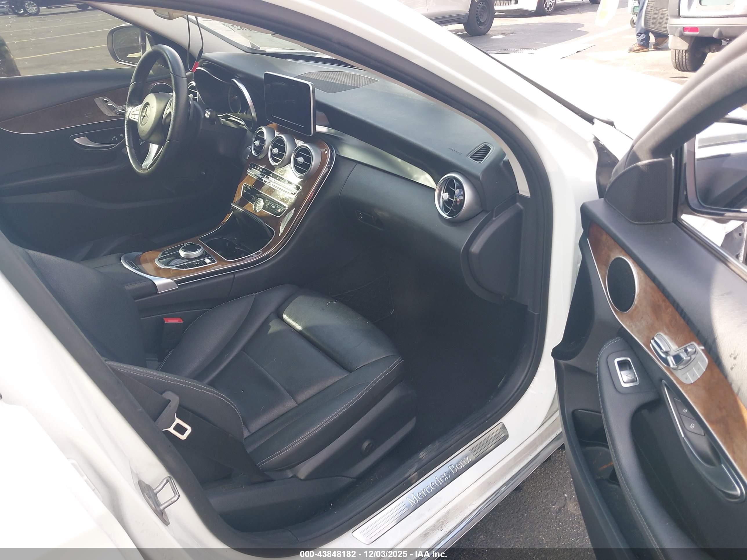 MERCEDES-BENZ C image 5