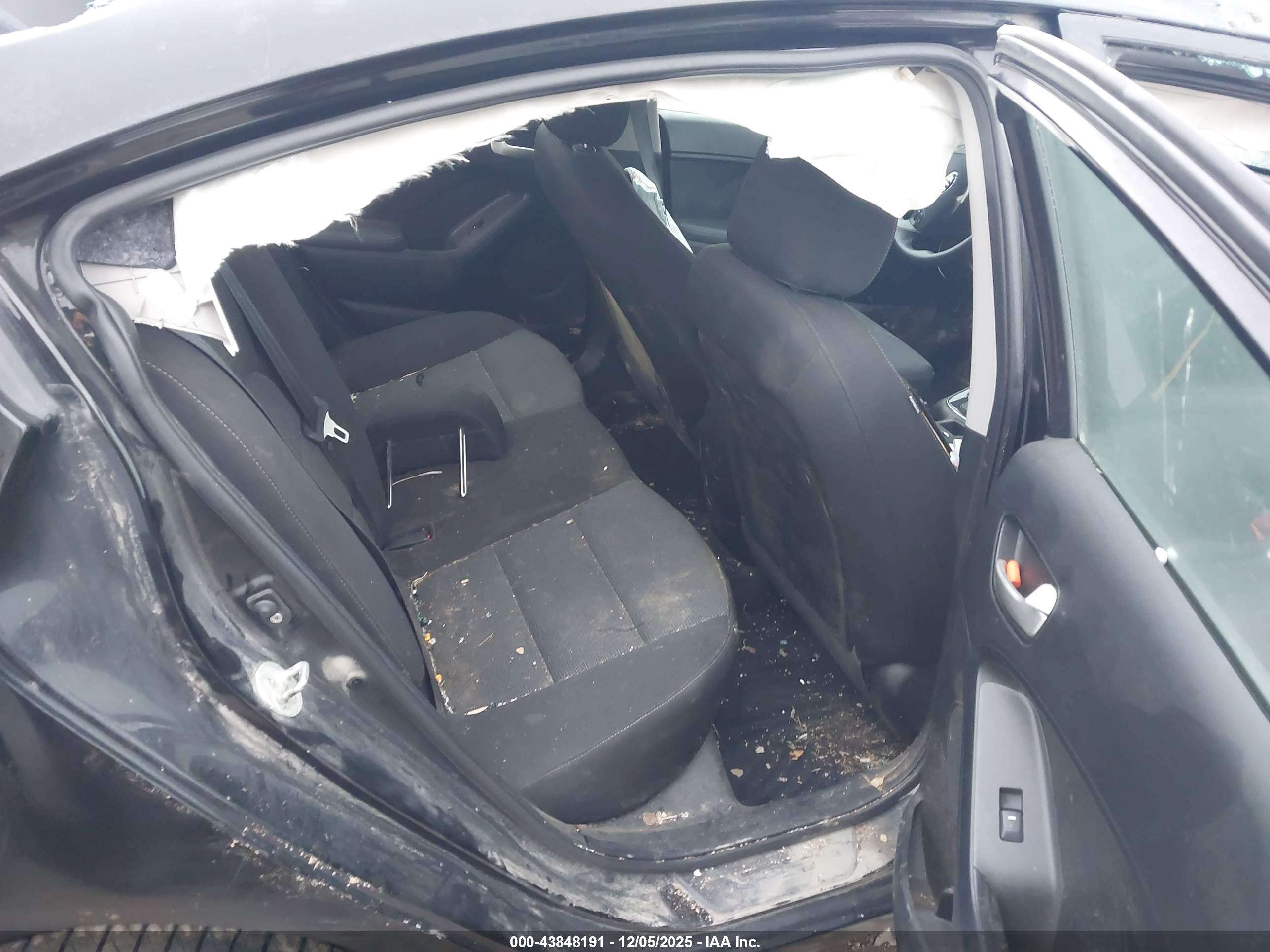 KIA FORTE image 8