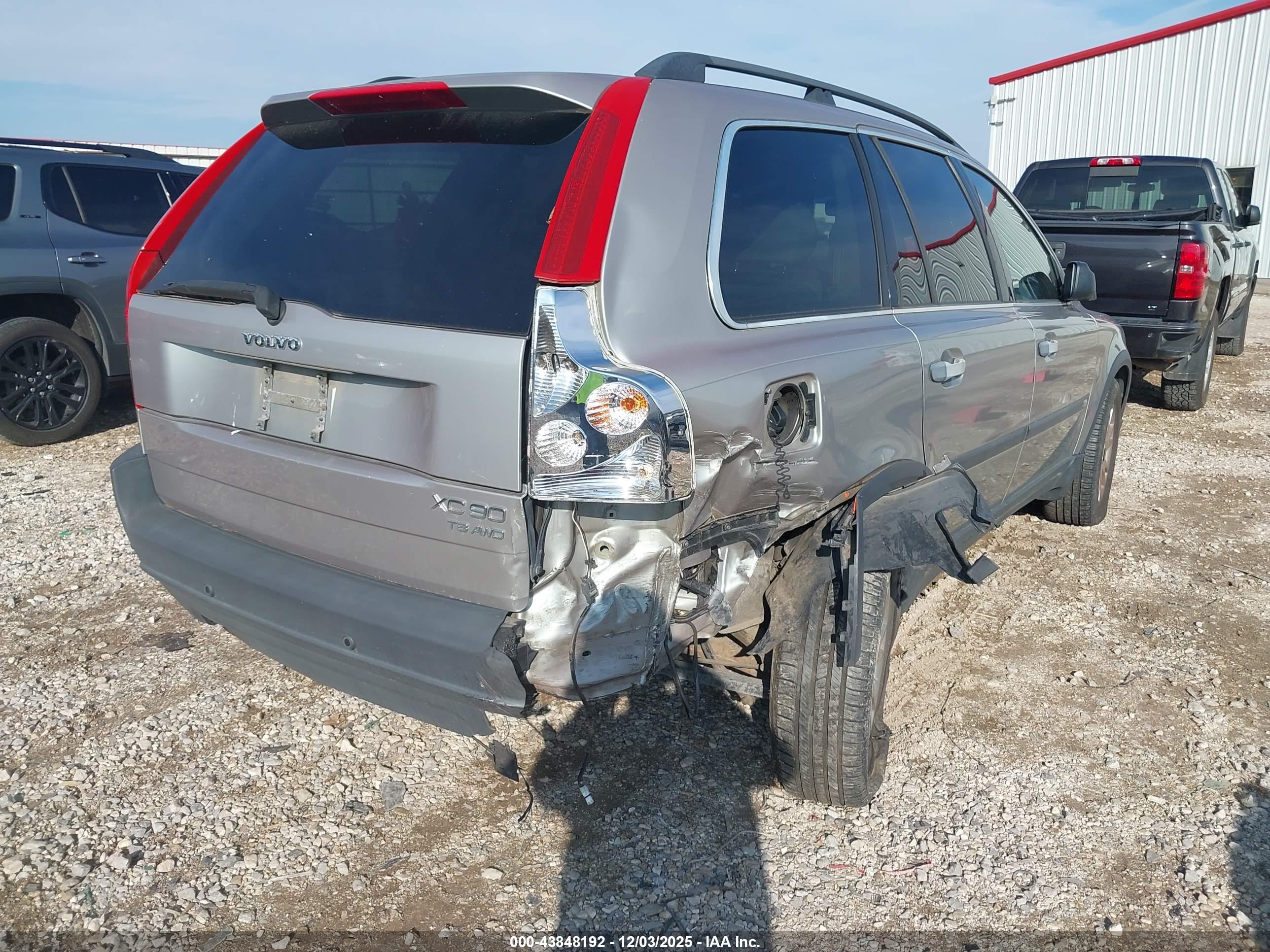 VOLVO XC90 image 4
