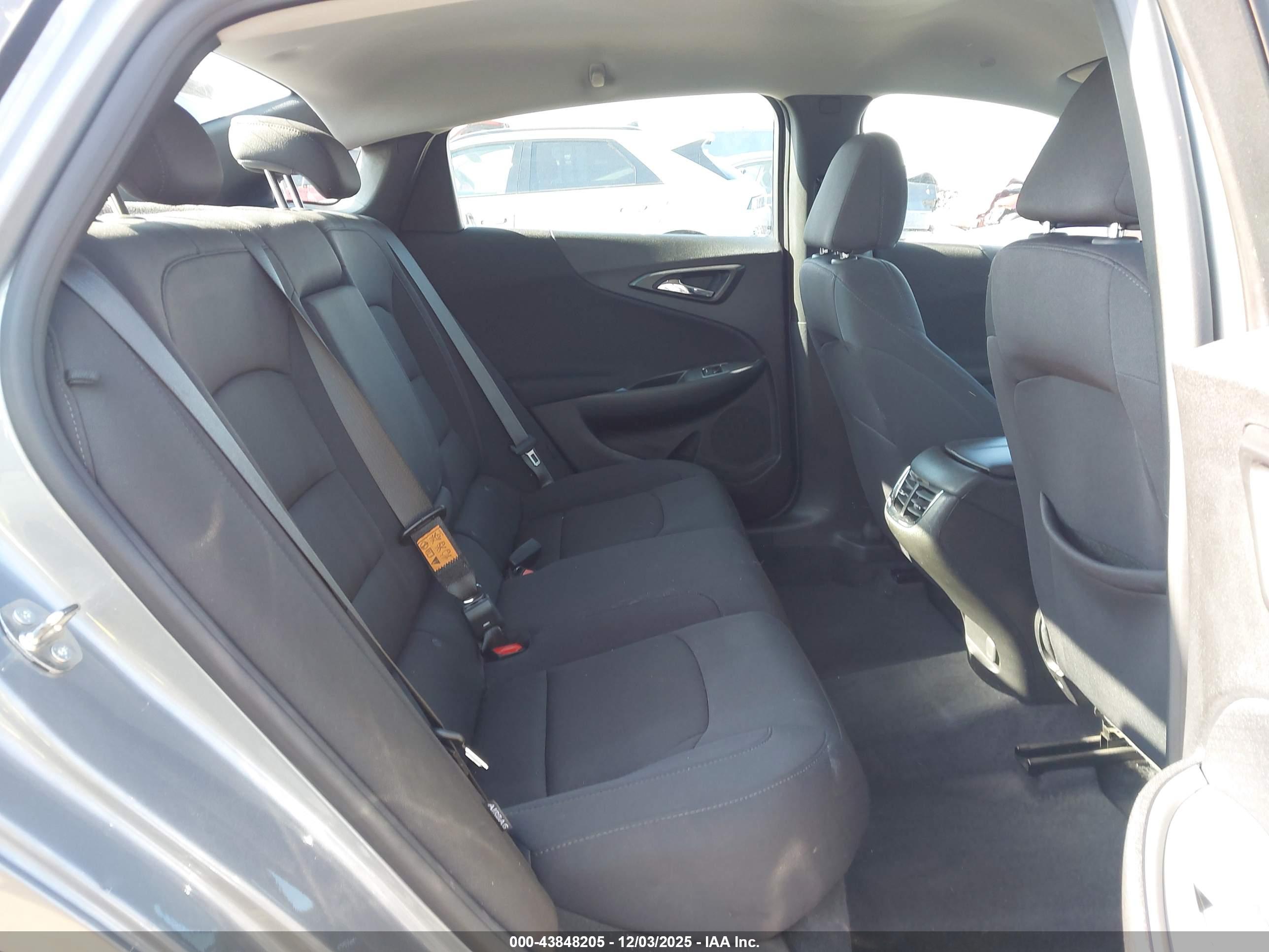 CHEVROLET MALIBU image 8