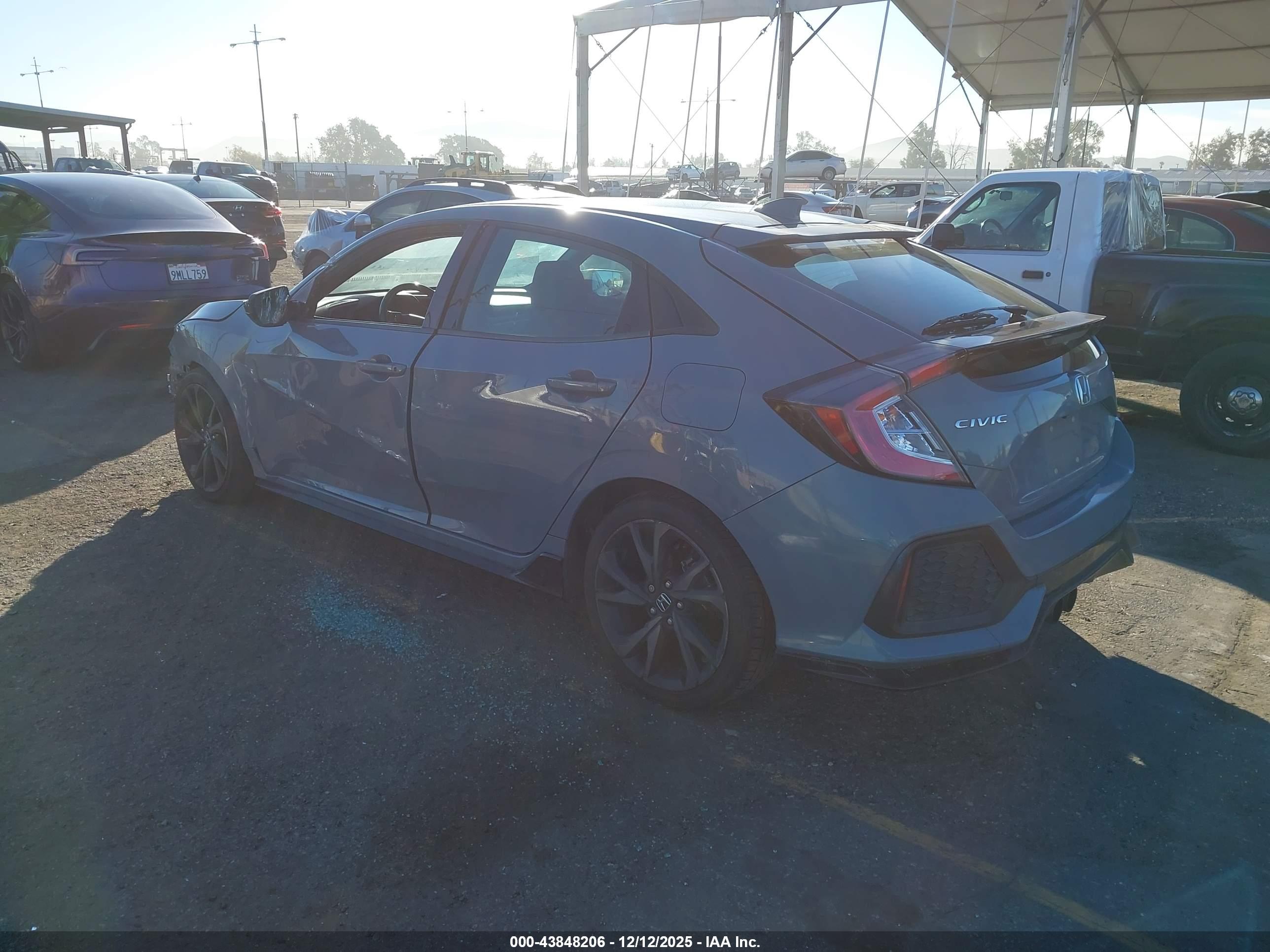 HONDA CIVIC image 3