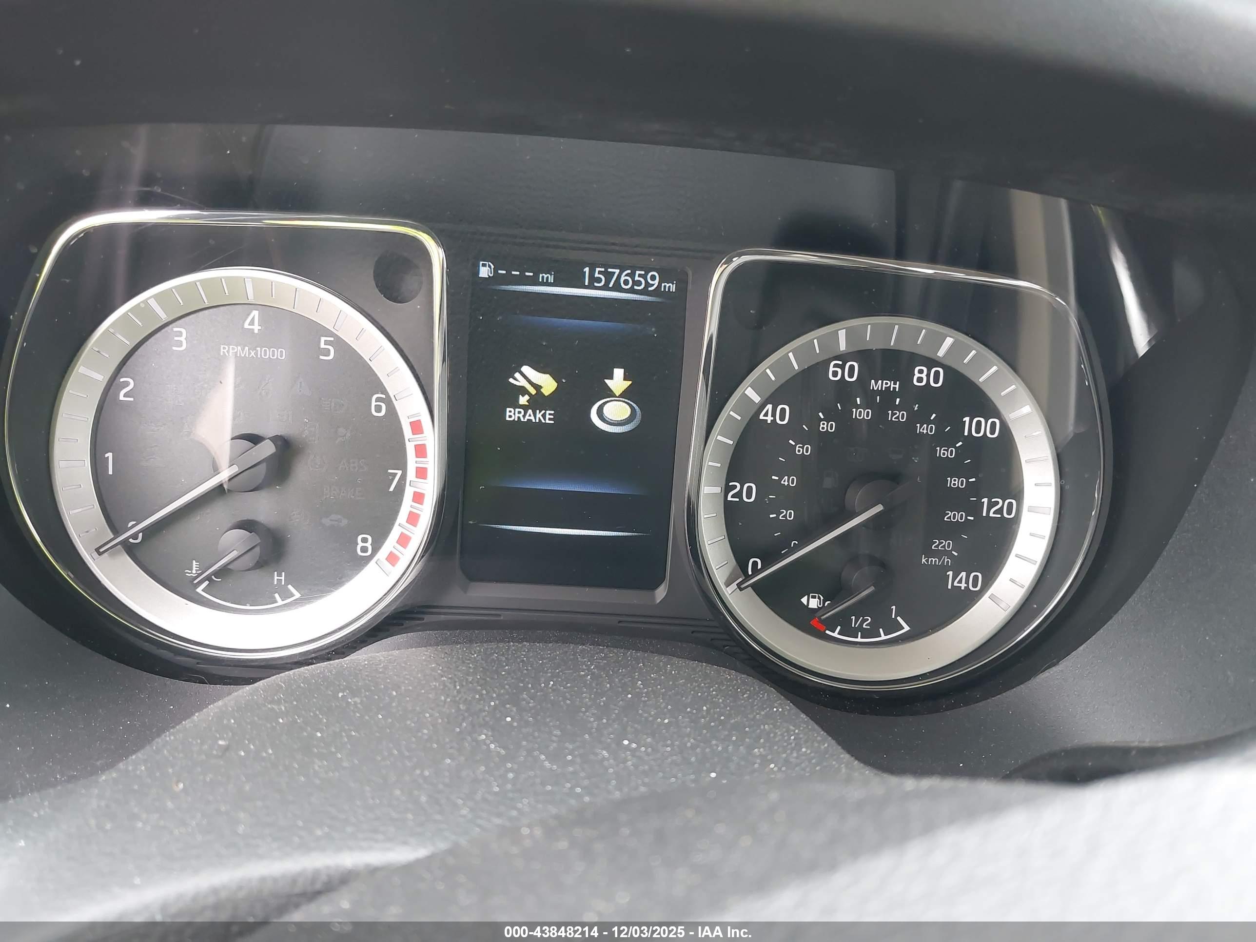 NISSAN TITAN image 7