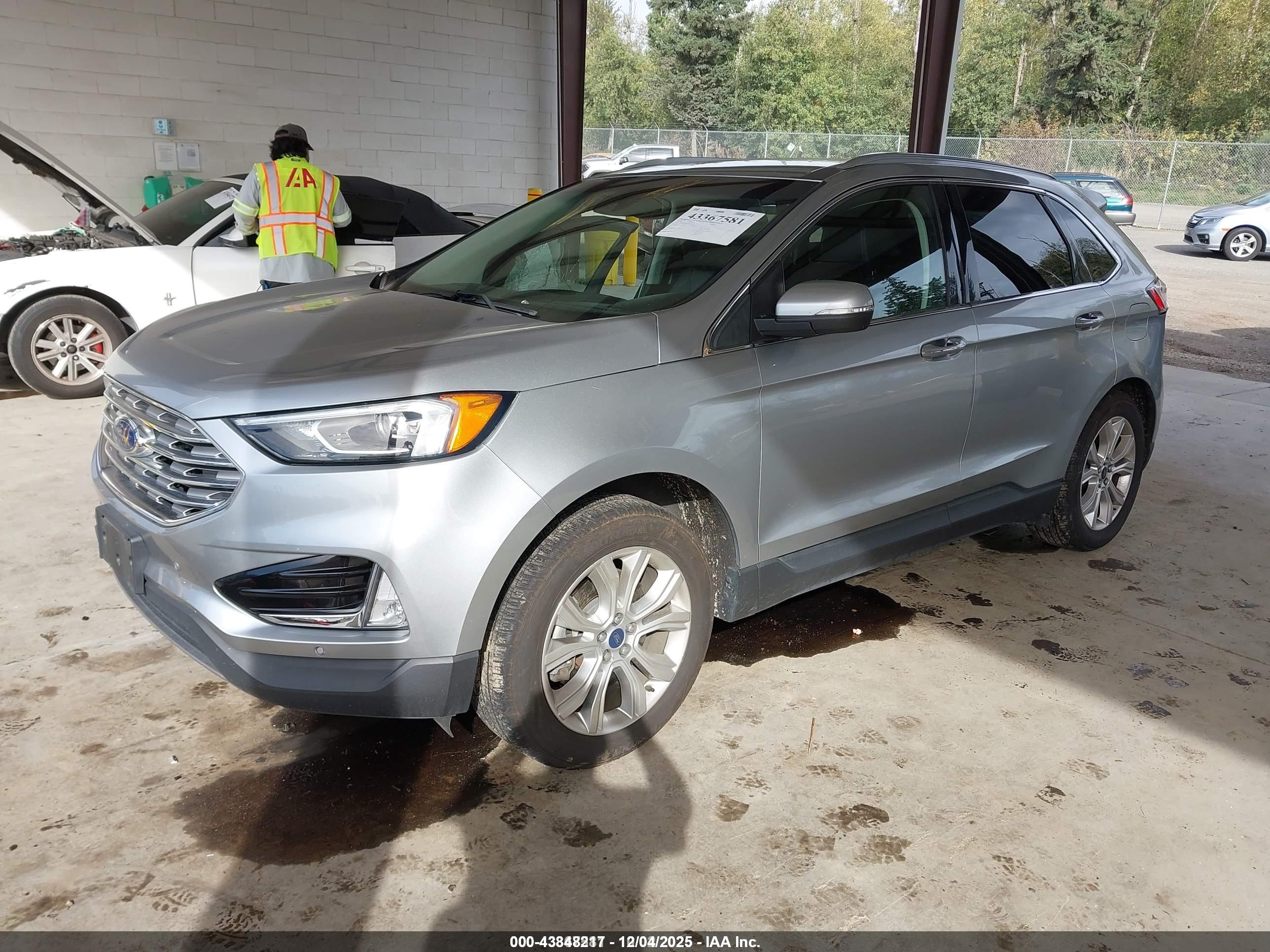 FORD EDGE image 2
