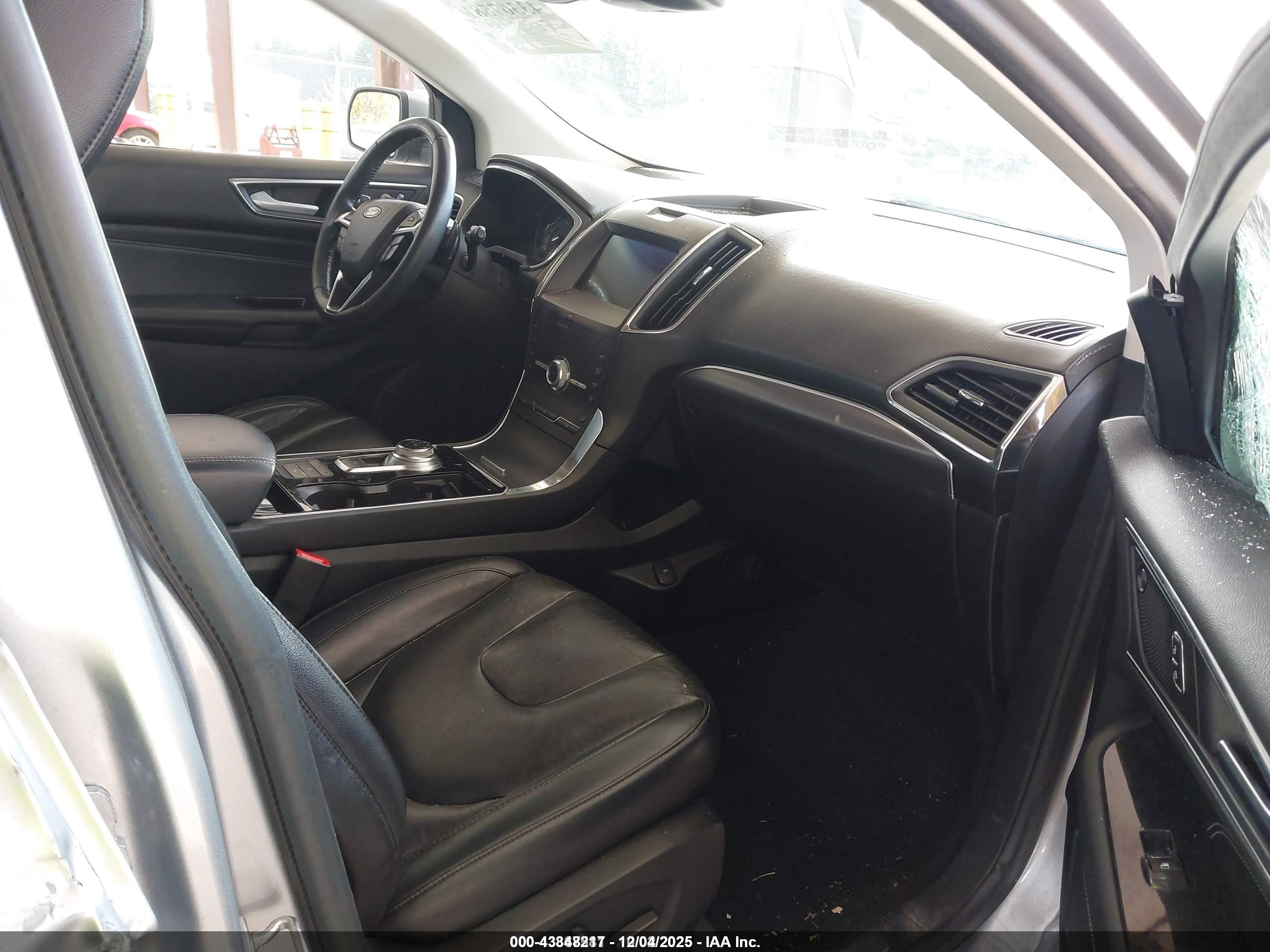 FORD EDGE image 5