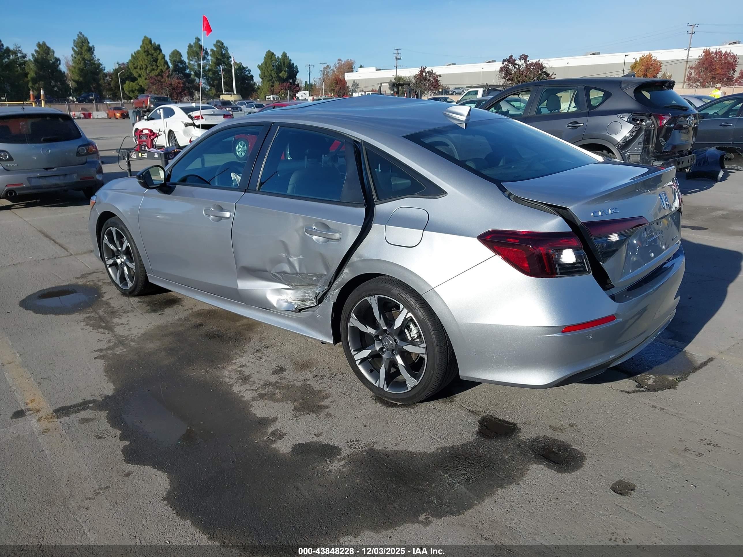 HONDA CIVIC image 3