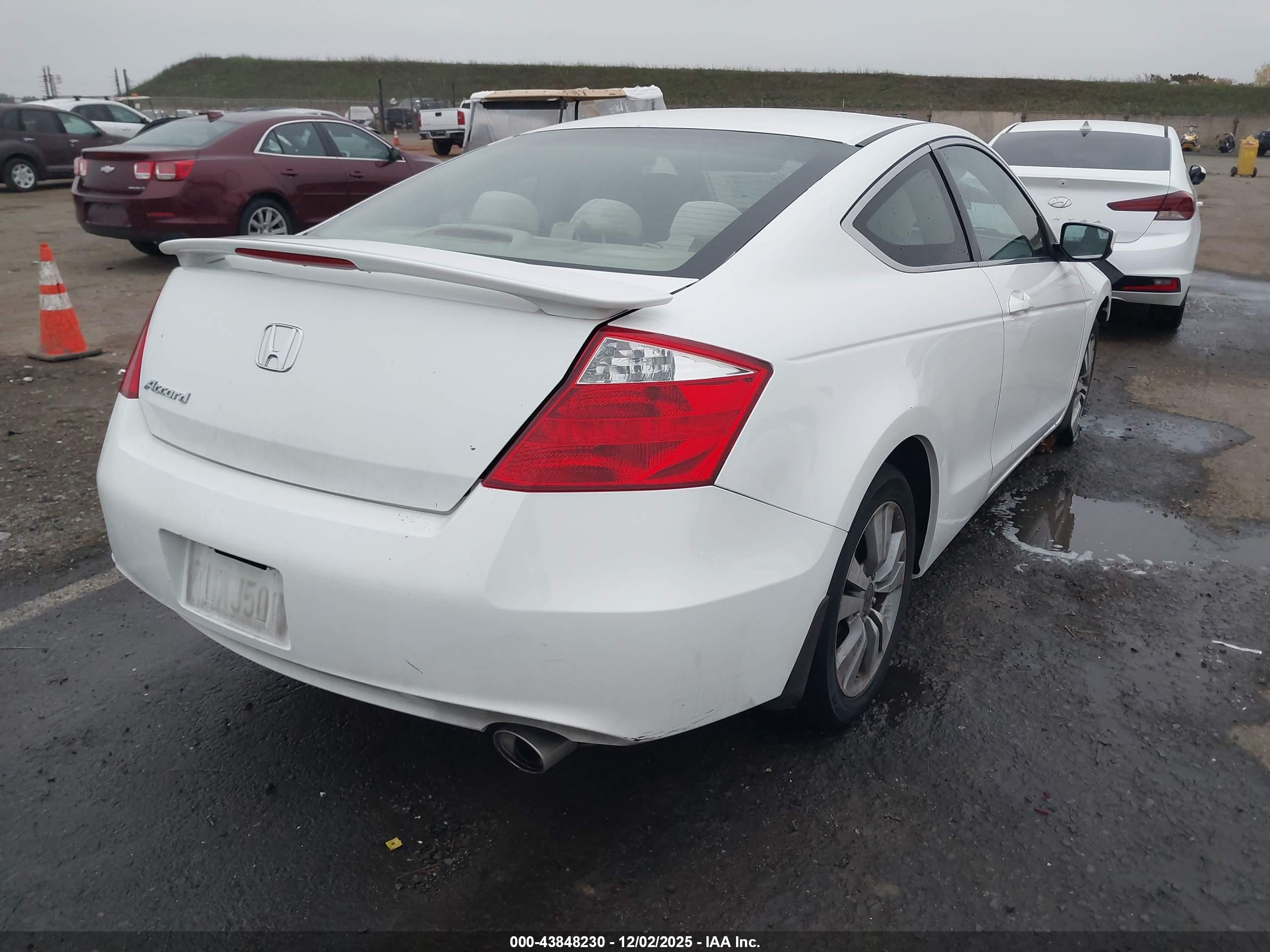 HONDA ACCORD image 4