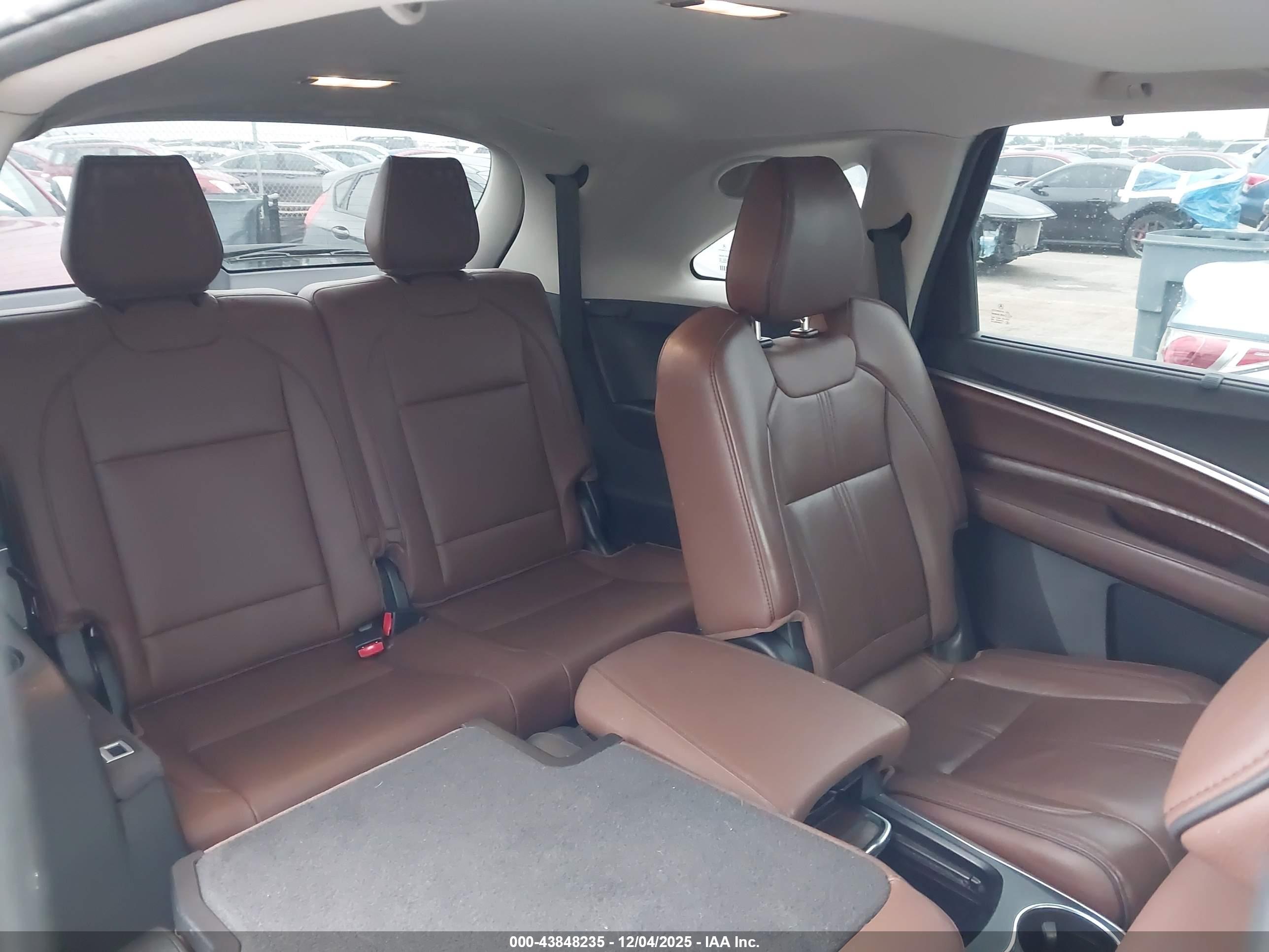 ACURA MDX image 8