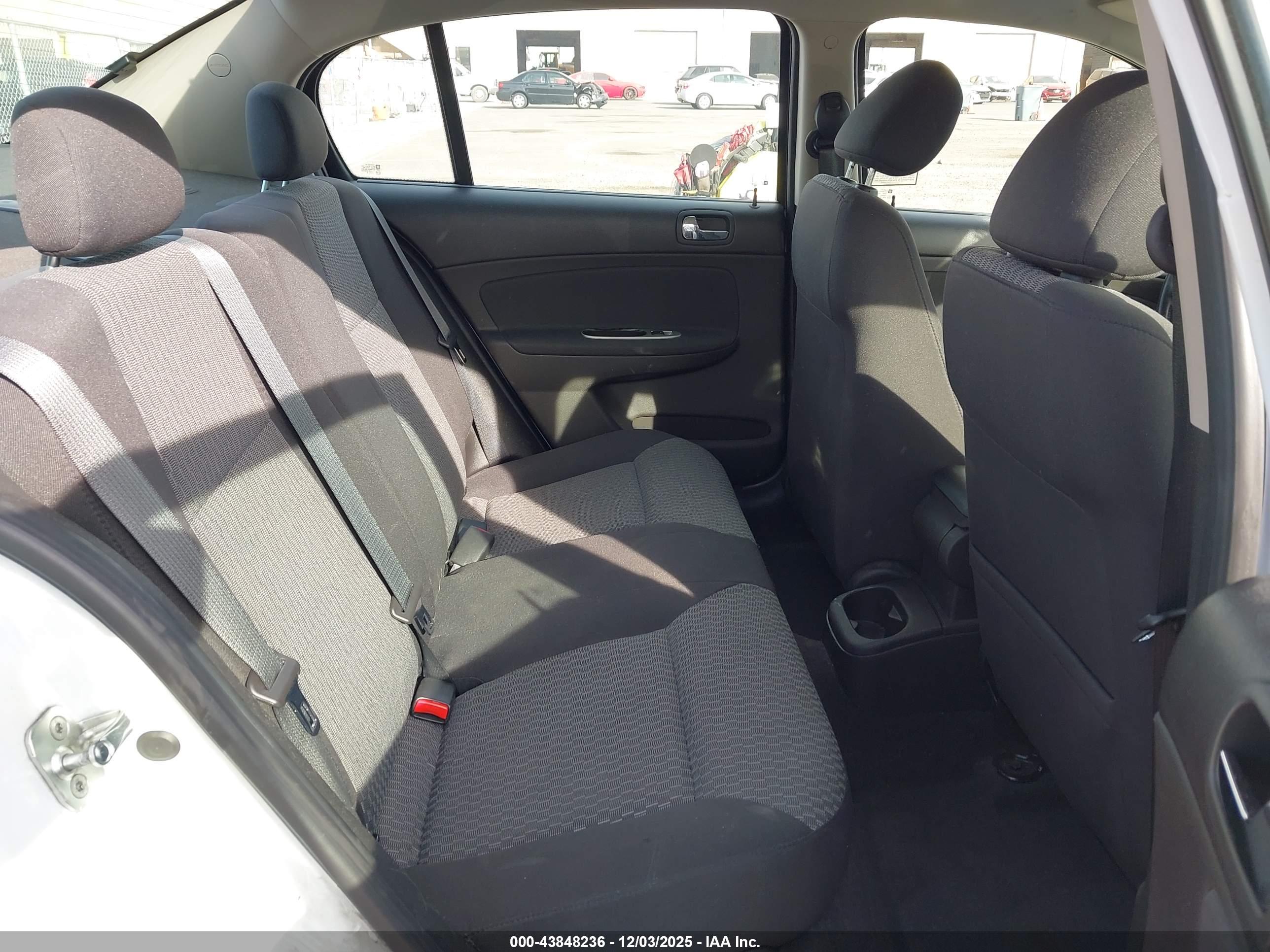 CHEVROLET COBALT image 8