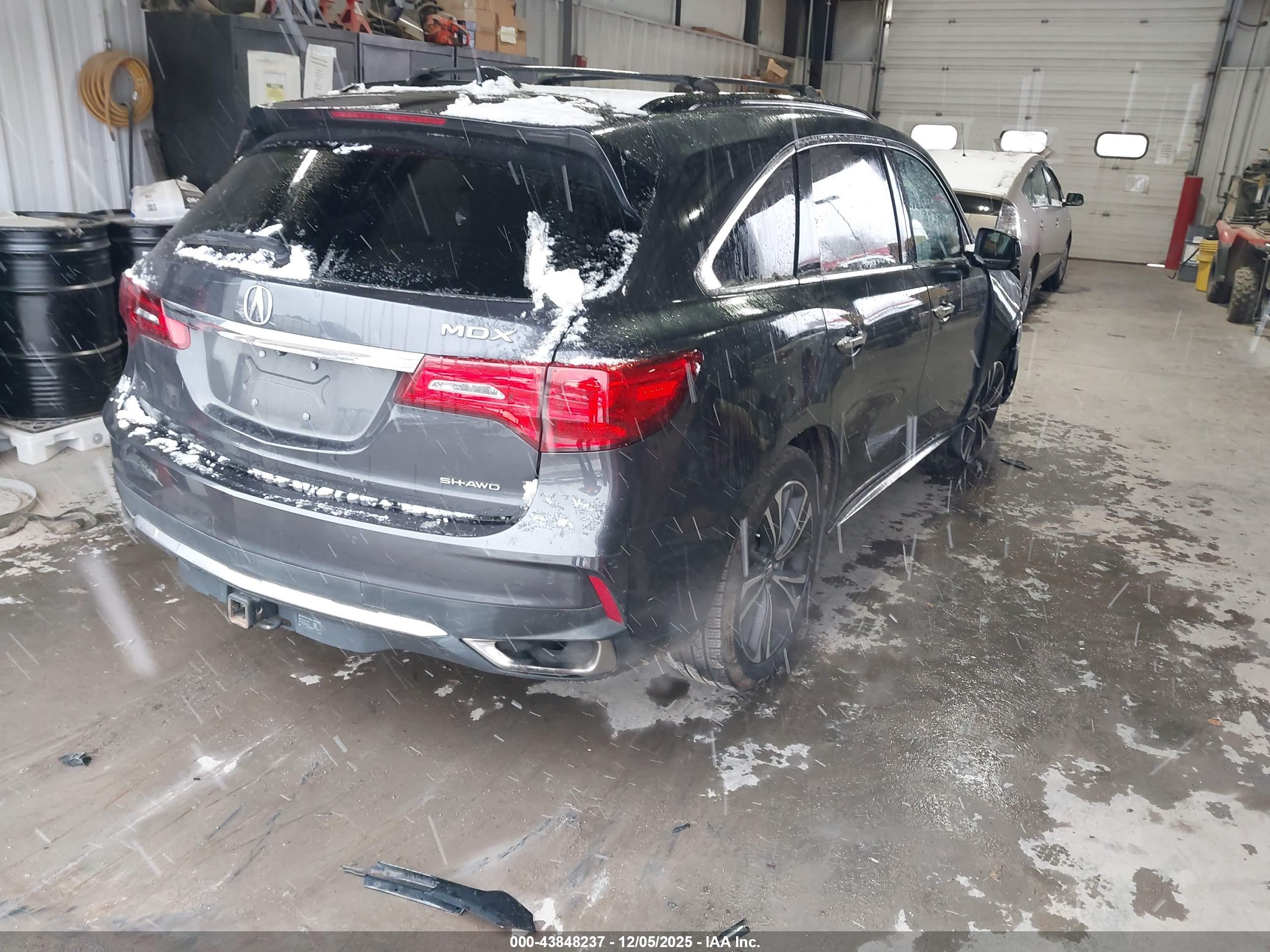 ACURA MDX image 4