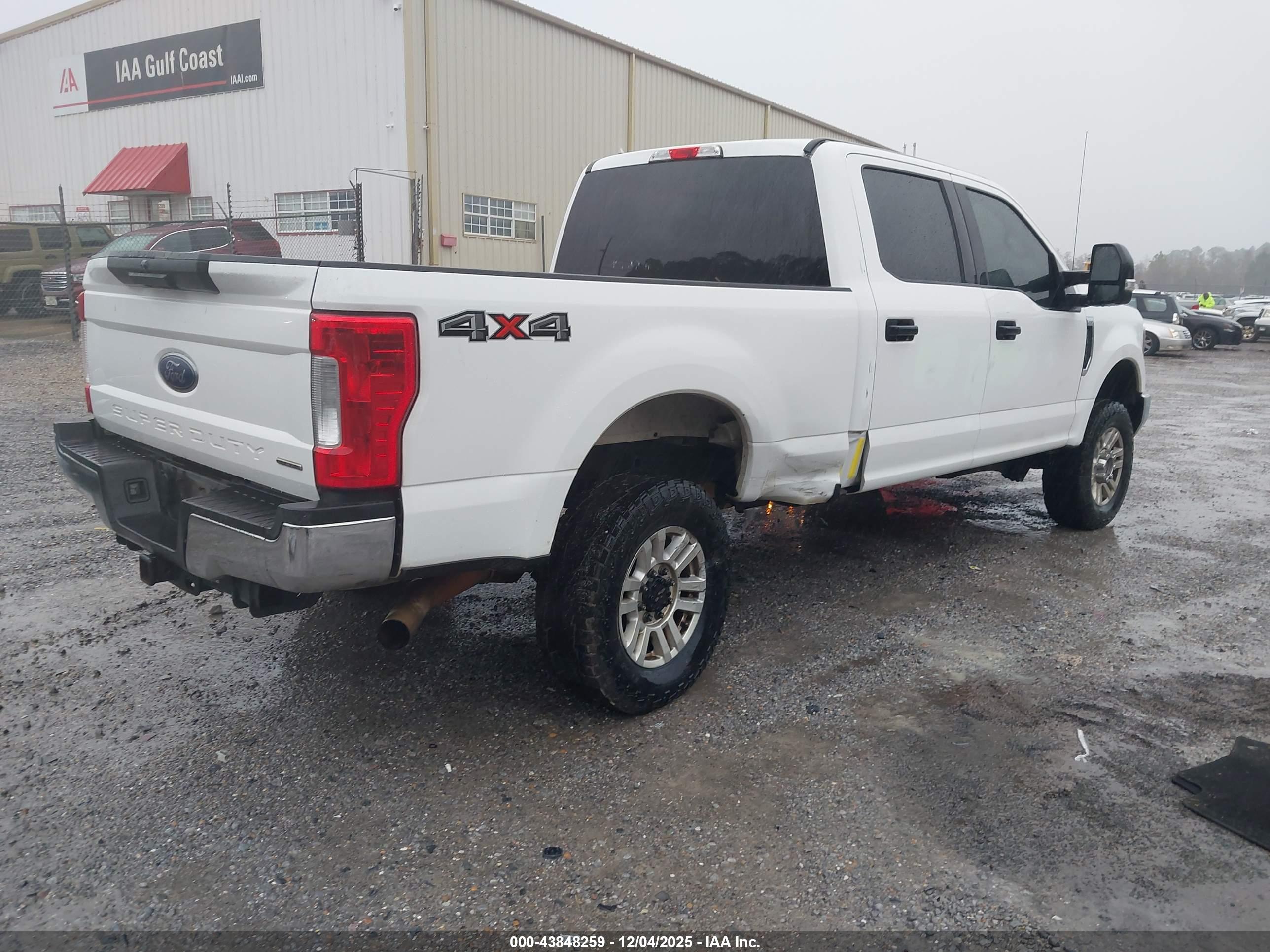 FORD F-250 image 4
