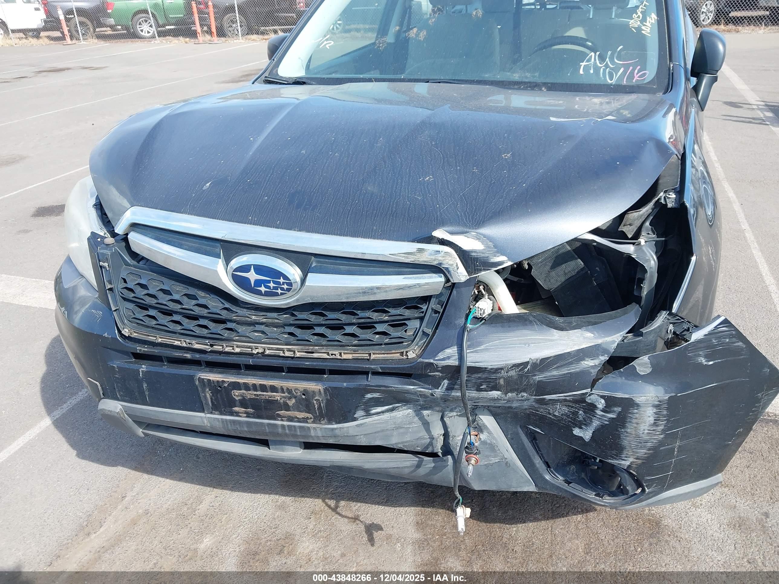 SUBARU FORESTER image 6