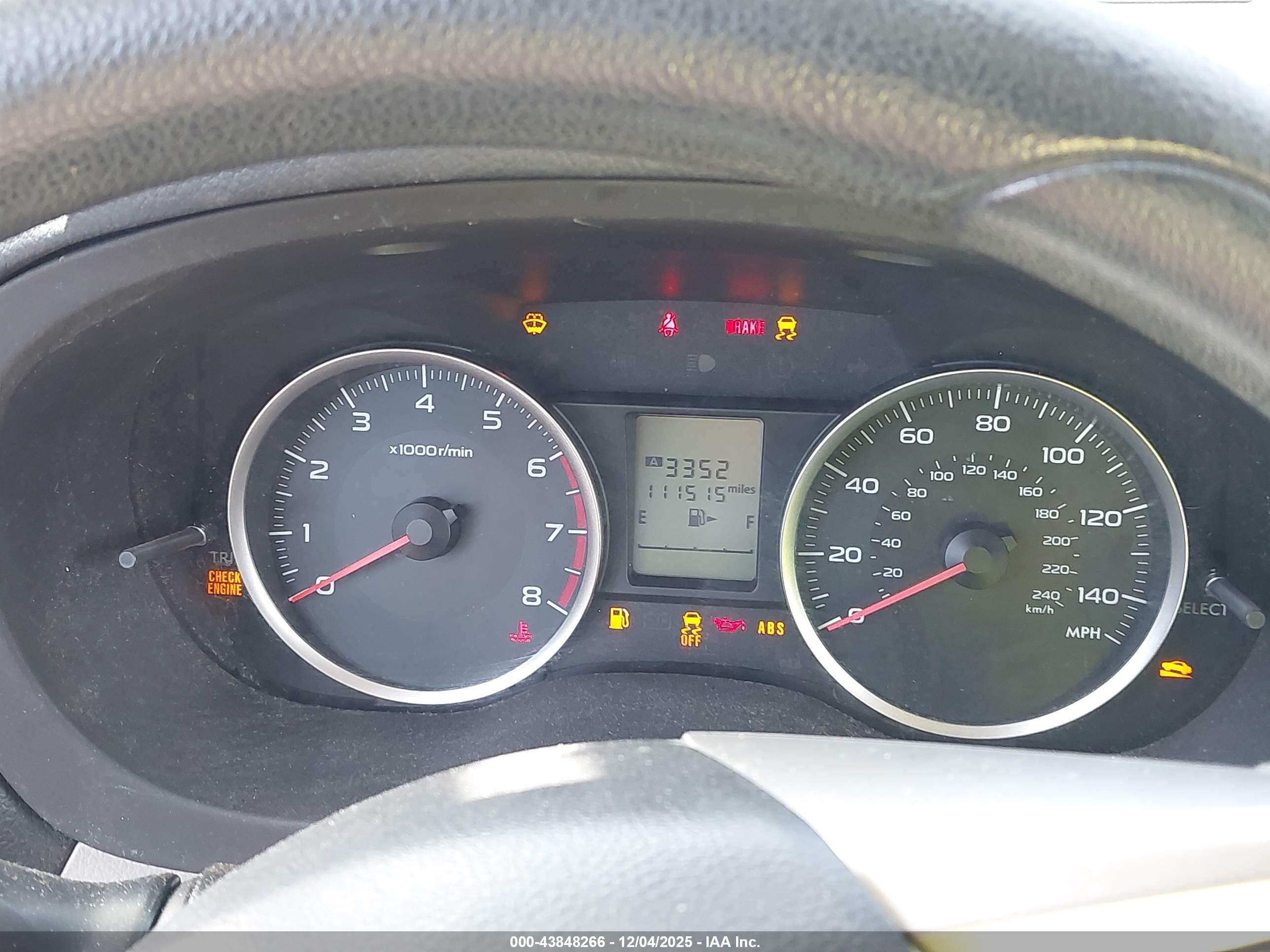SUBARU FORESTER image 7