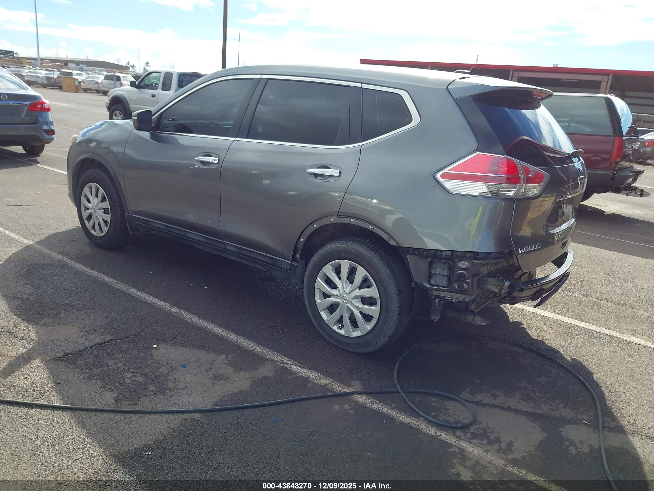 NISSAN ROGUE image 3