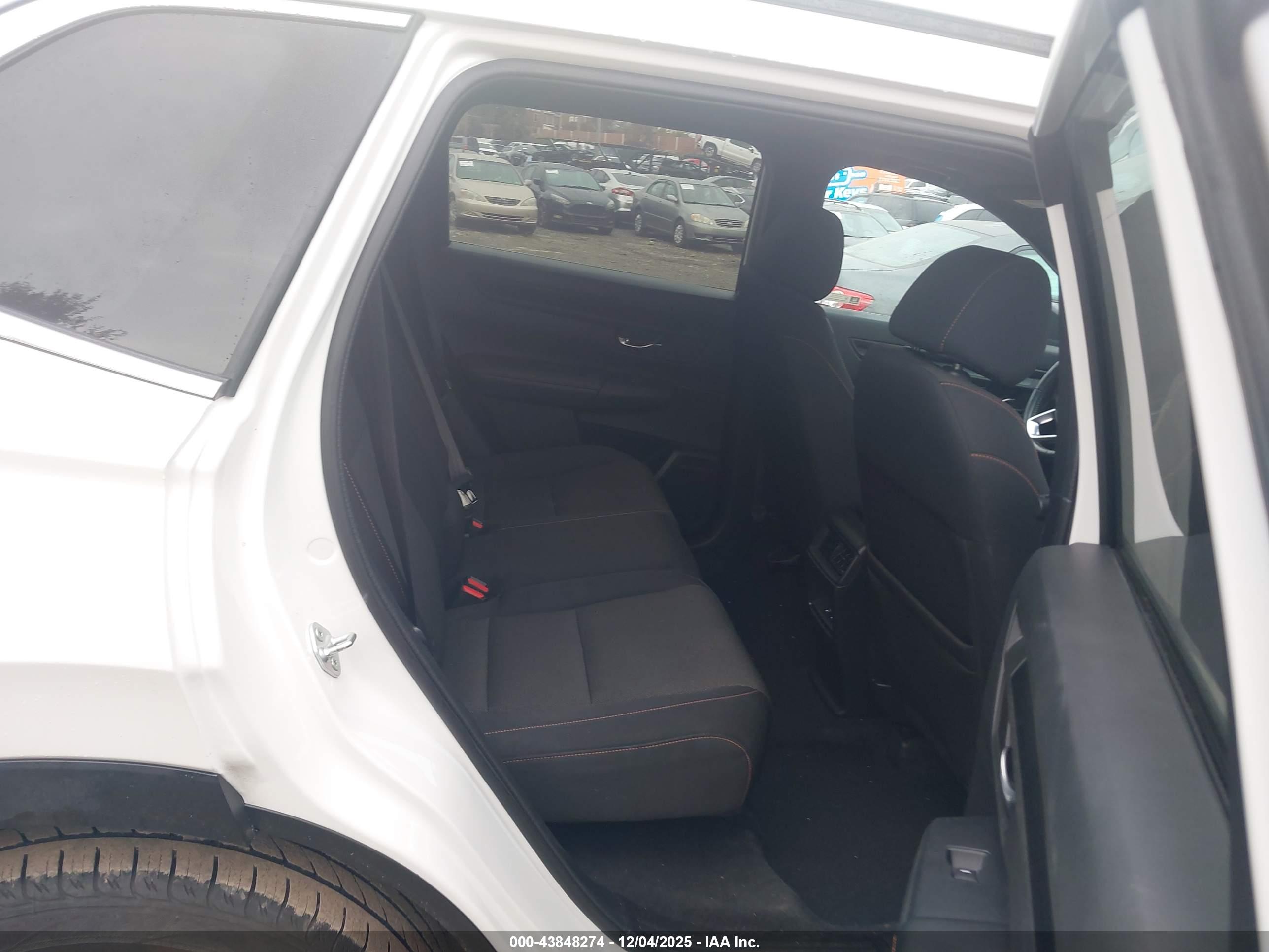 HONDA CR-V image 8
