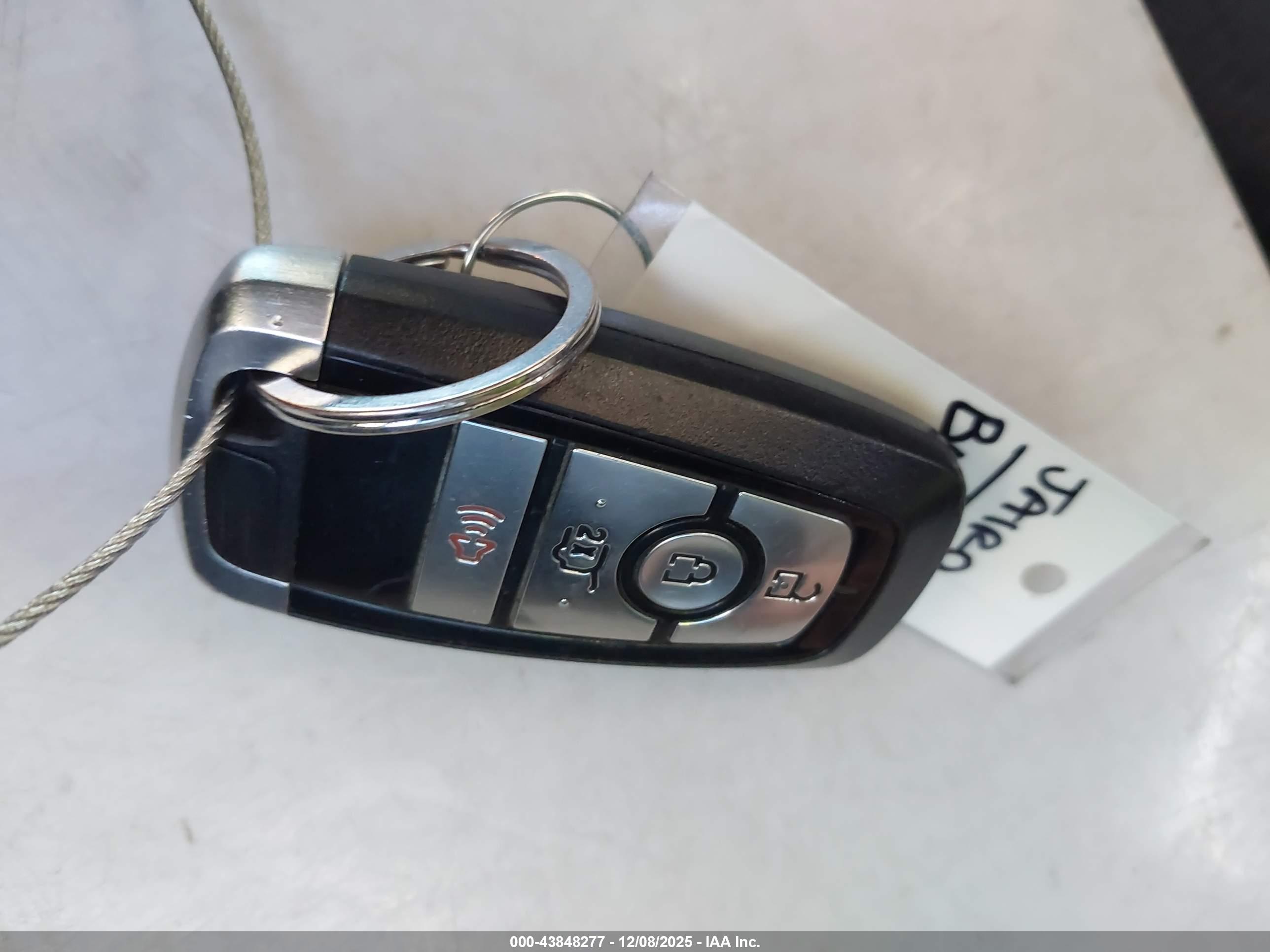 FORD EXPEDITION image 11
