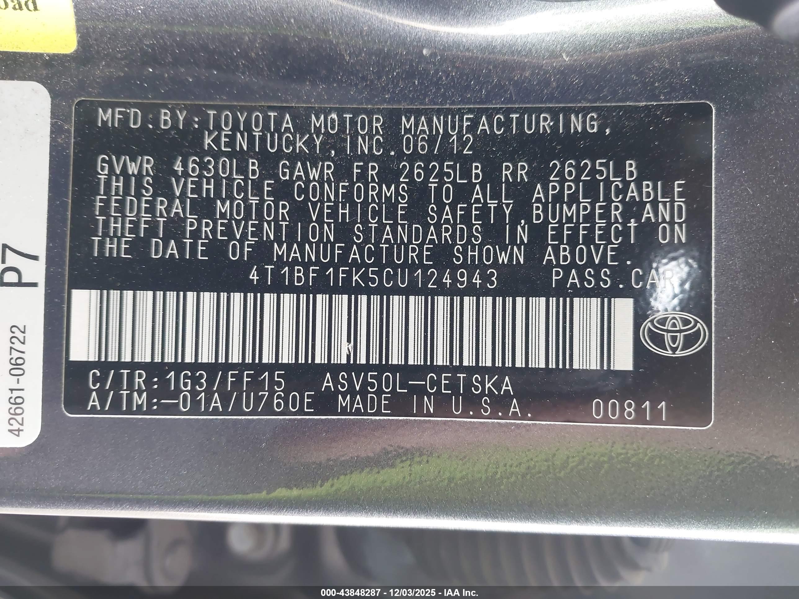 TOYOTA CAMRY image 9